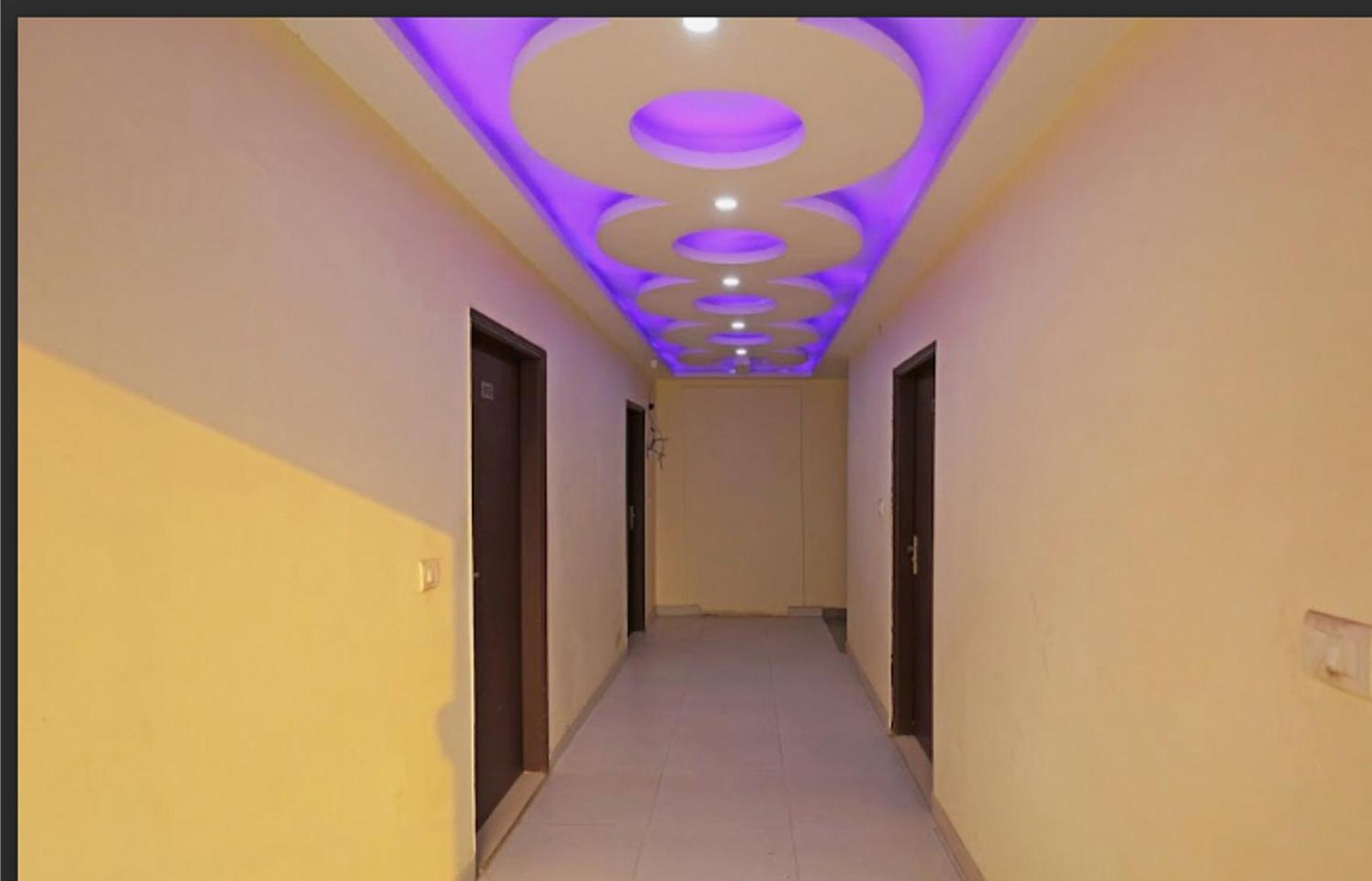 O Urban Wings Hotel 4*