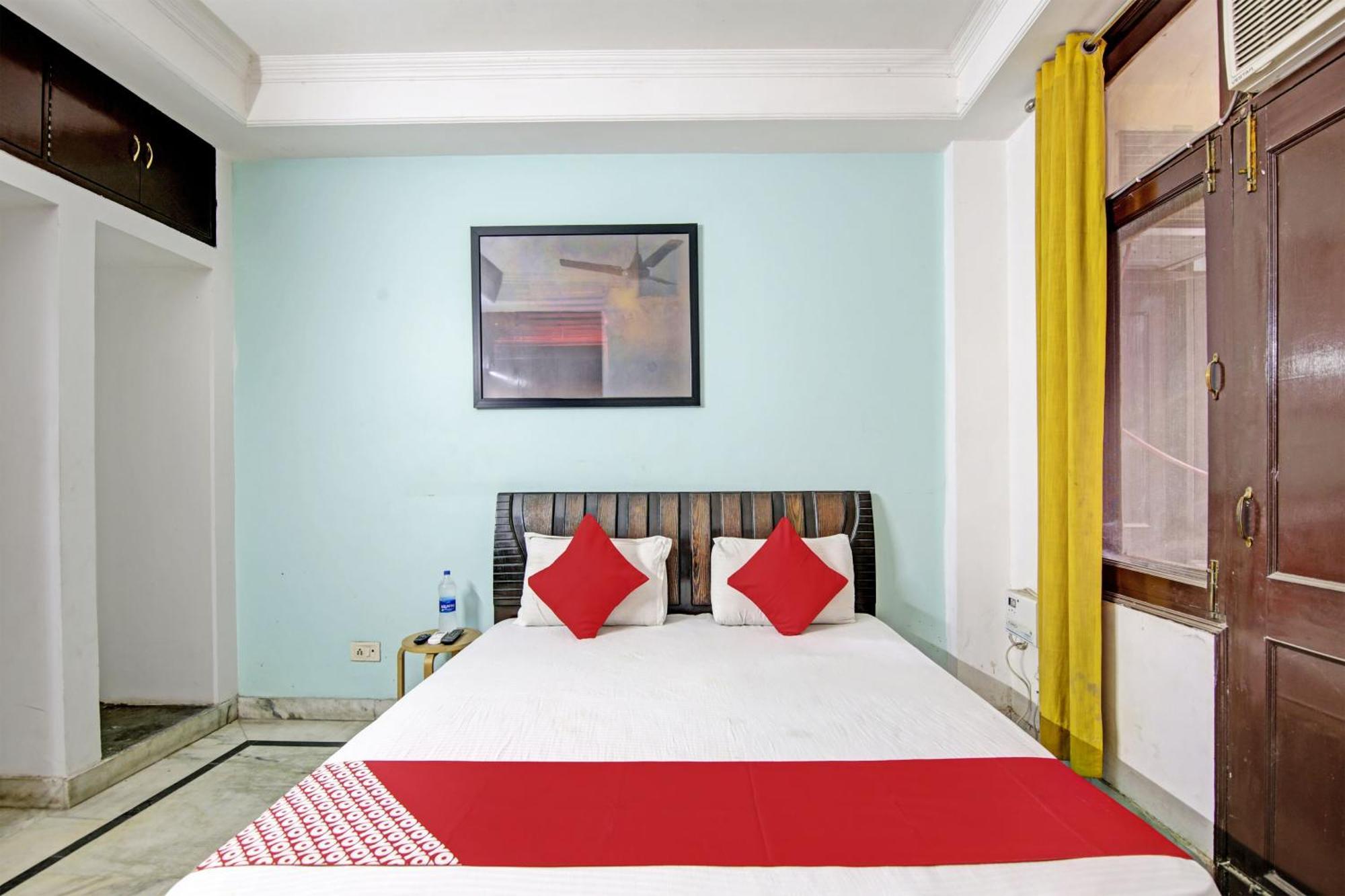 Hotel O Spacious