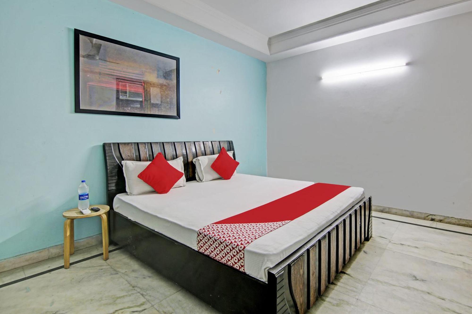 Hotel O Spacious New Delhi