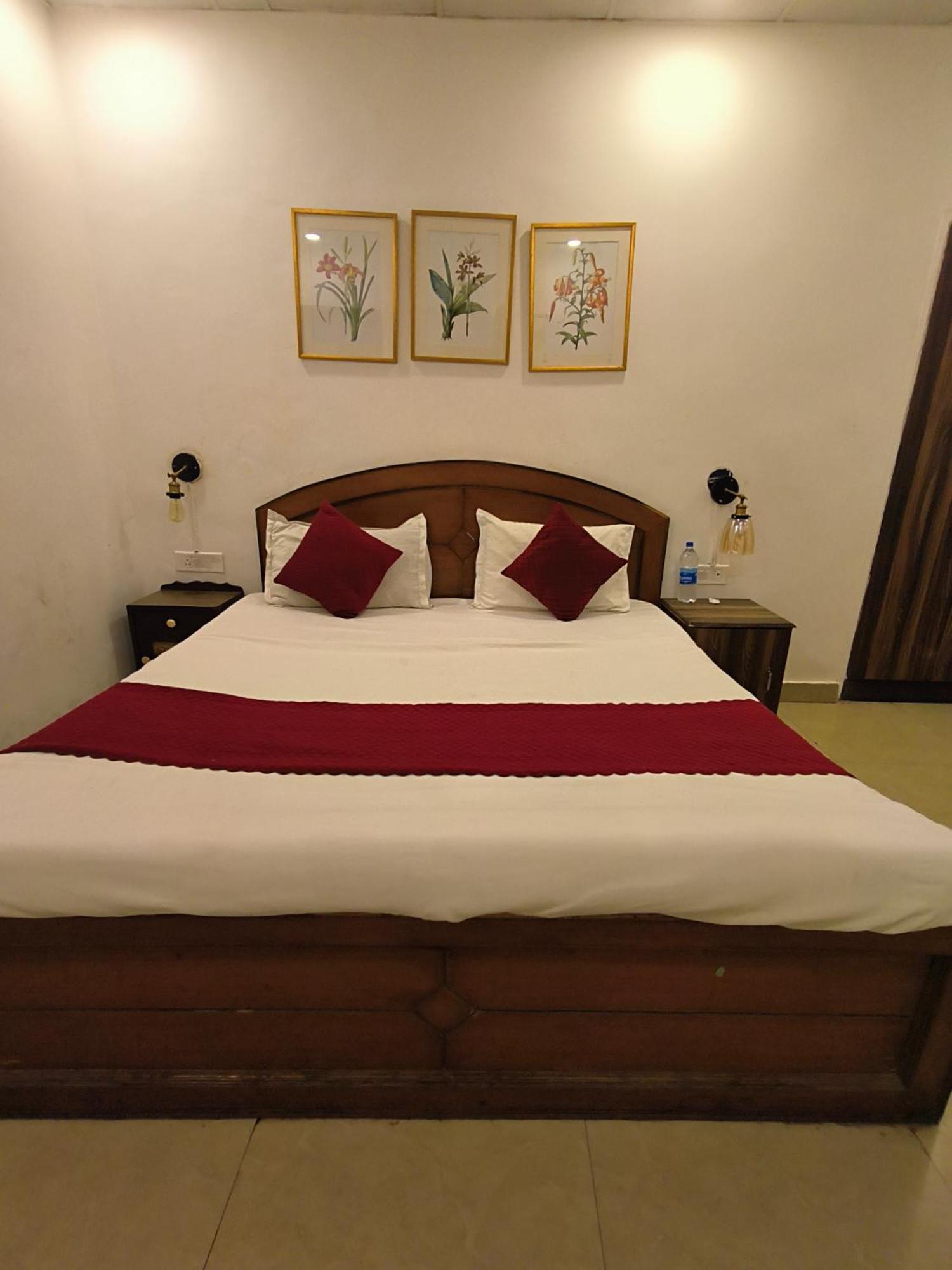 Krishna Residency And * New Delhi