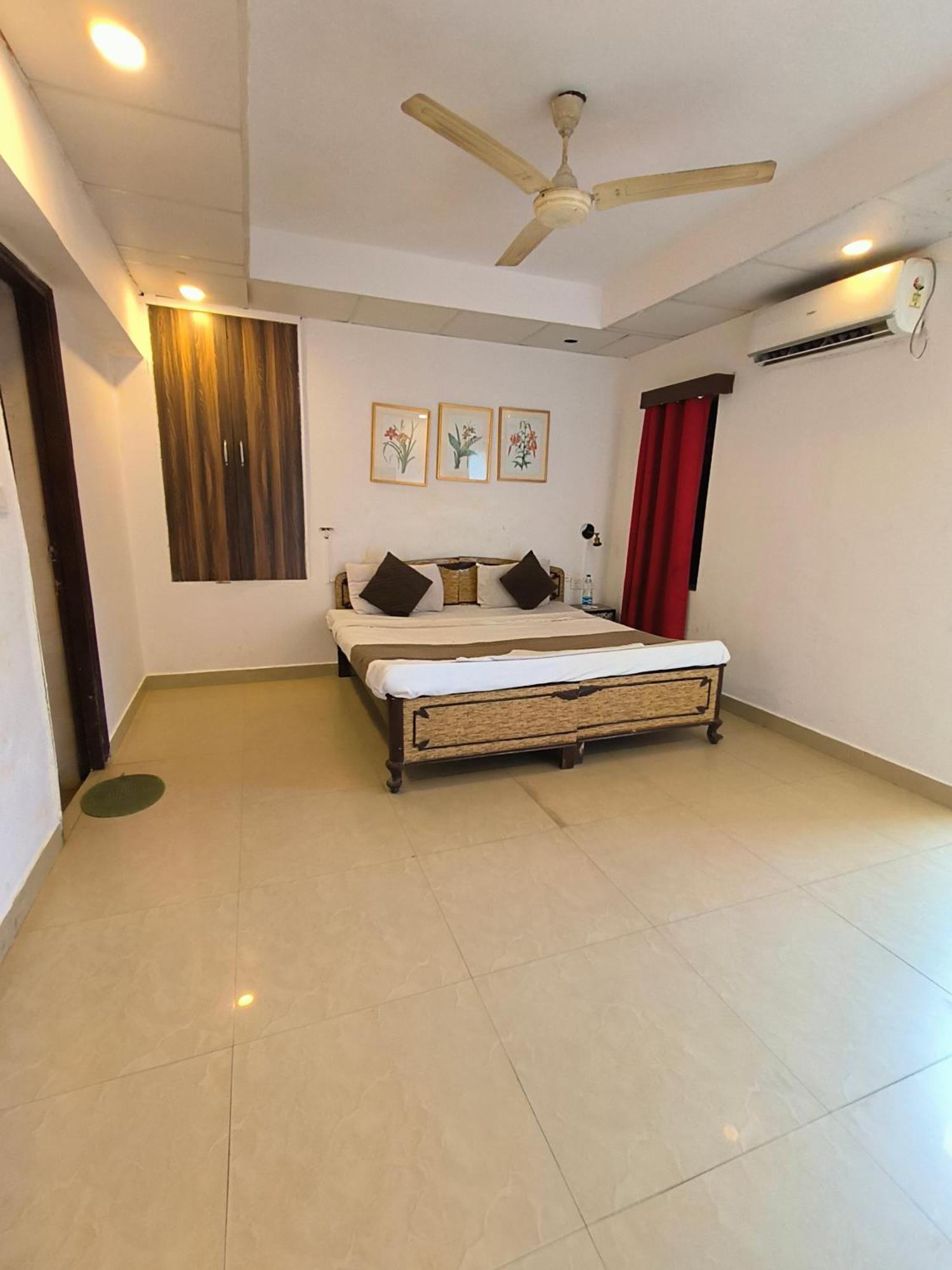 Krishna Residency And Guest house