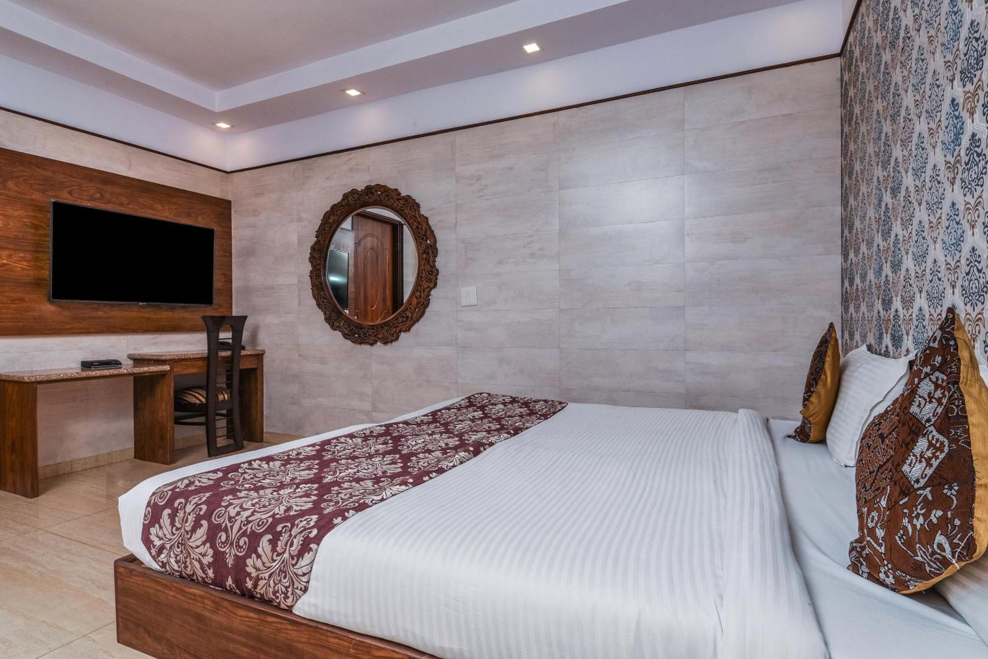 Dream Palace Laxmi Nagar Hotel New Delhi