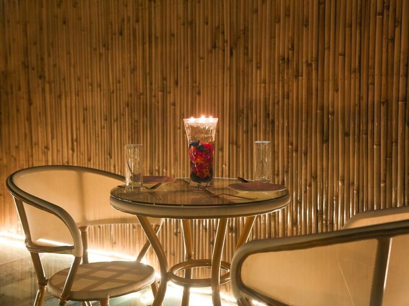 Hotel Woodapple Residency
