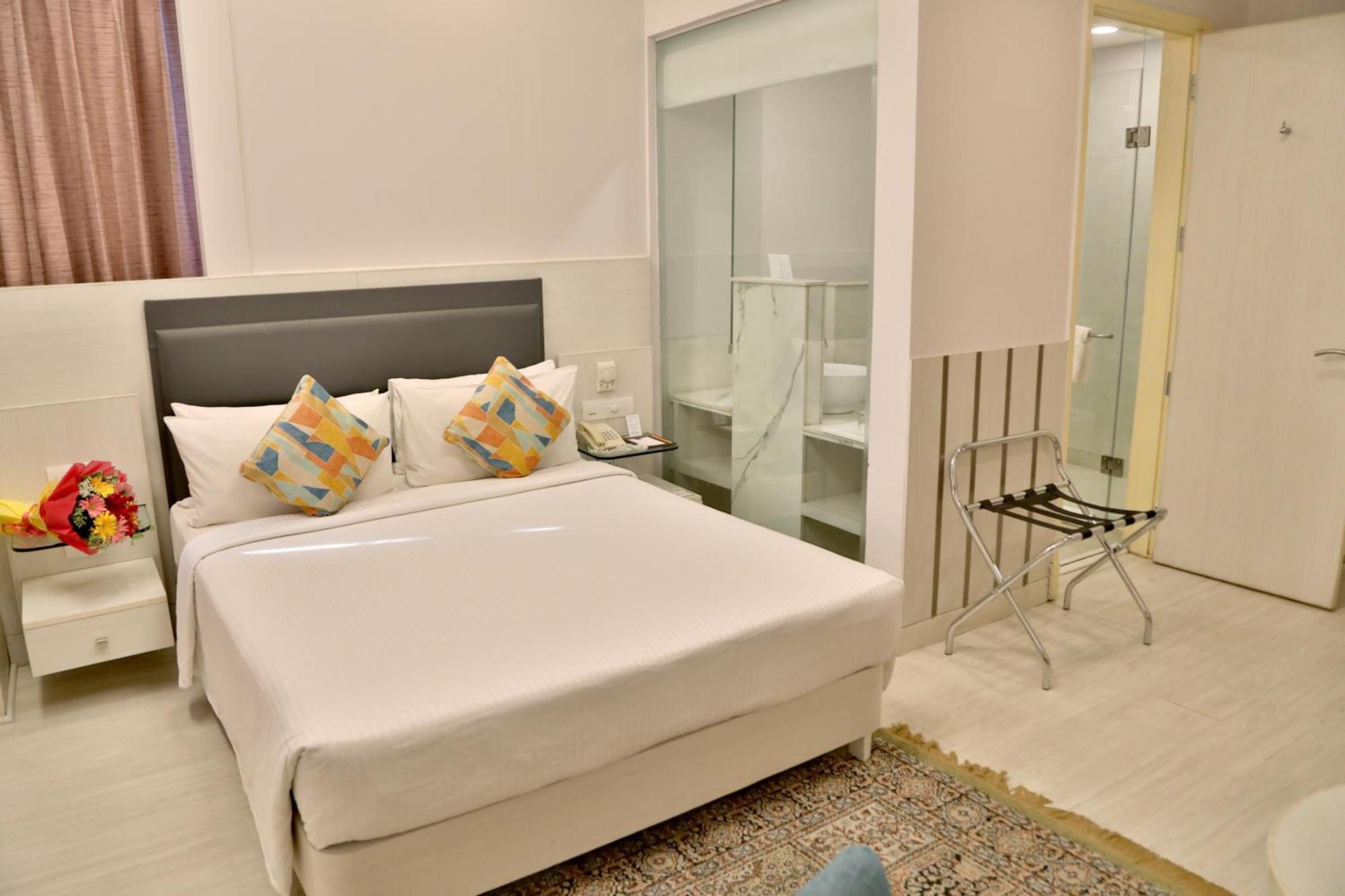 Sarovar Portico Naraina, Hotel New Delhi