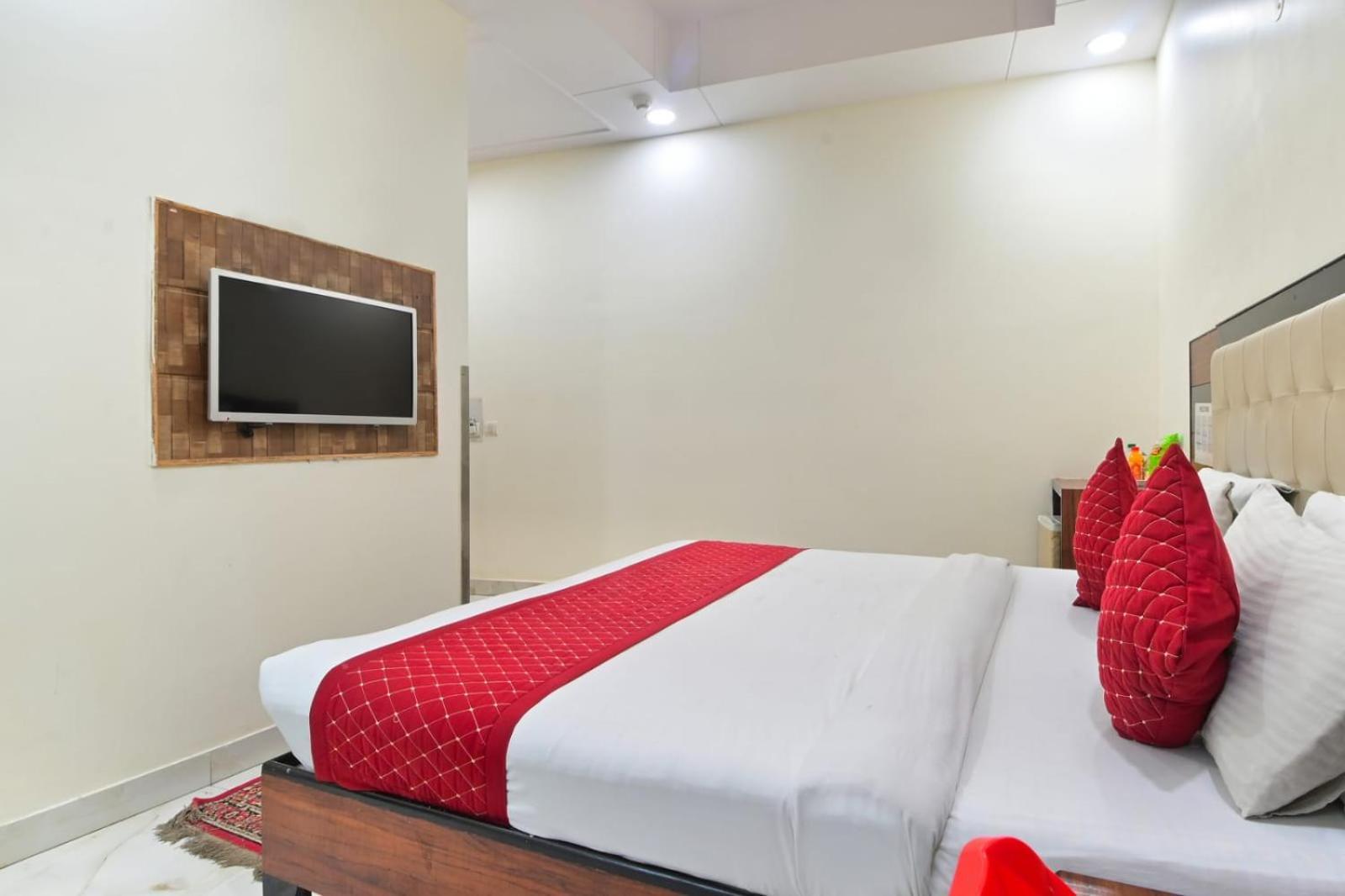 Hotel Emporio View - Railway Station - Paharganj