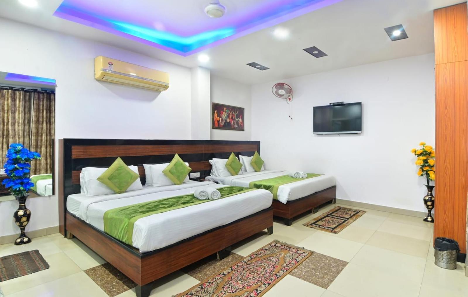 Hotel Emporio View - Railway Station - Paharganj