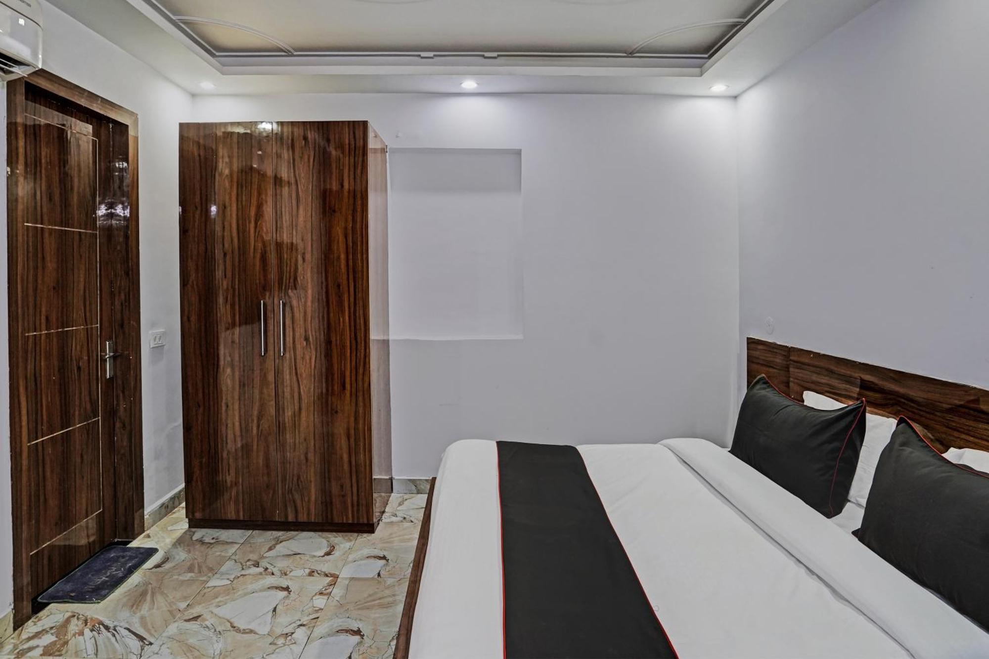 Hotel Collection O Grand King