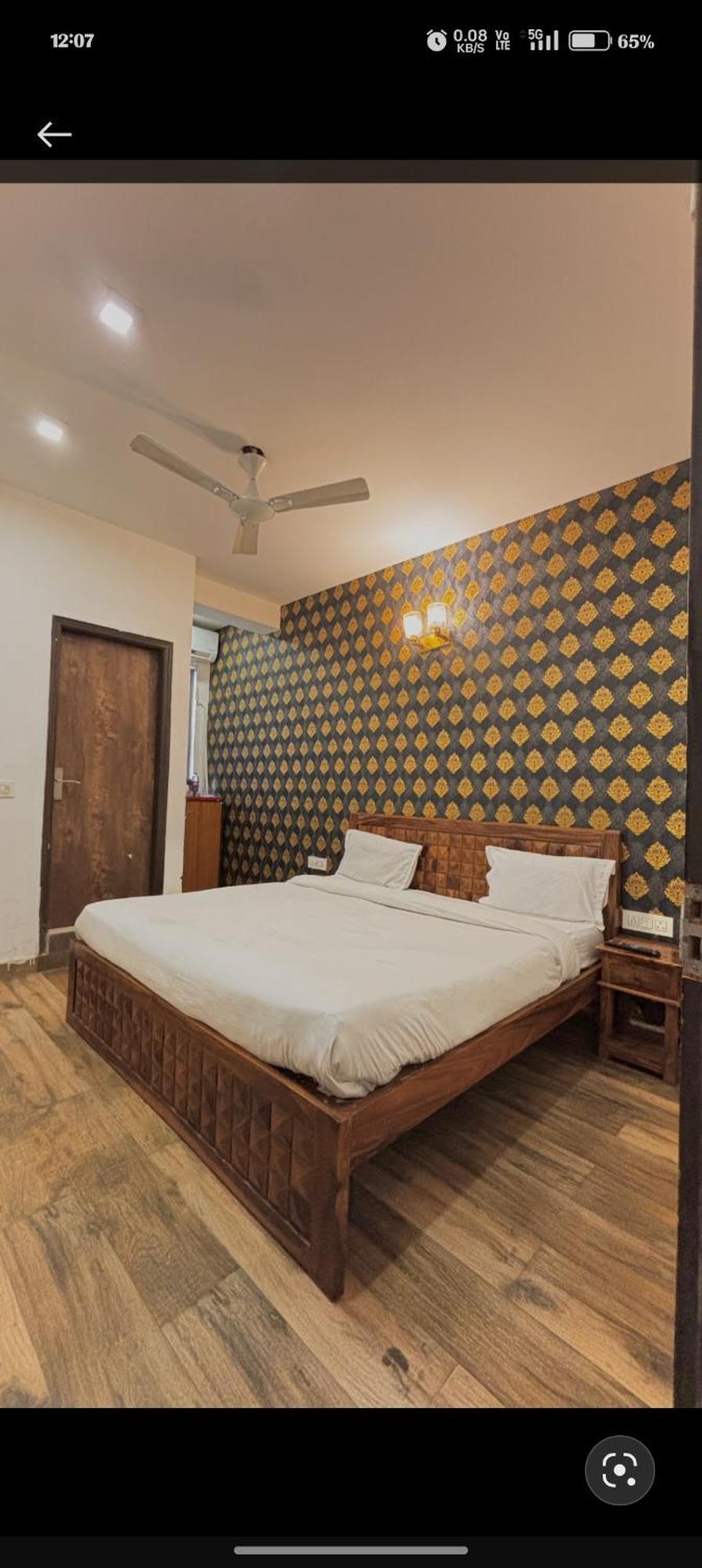 Blu Lagoon Residency