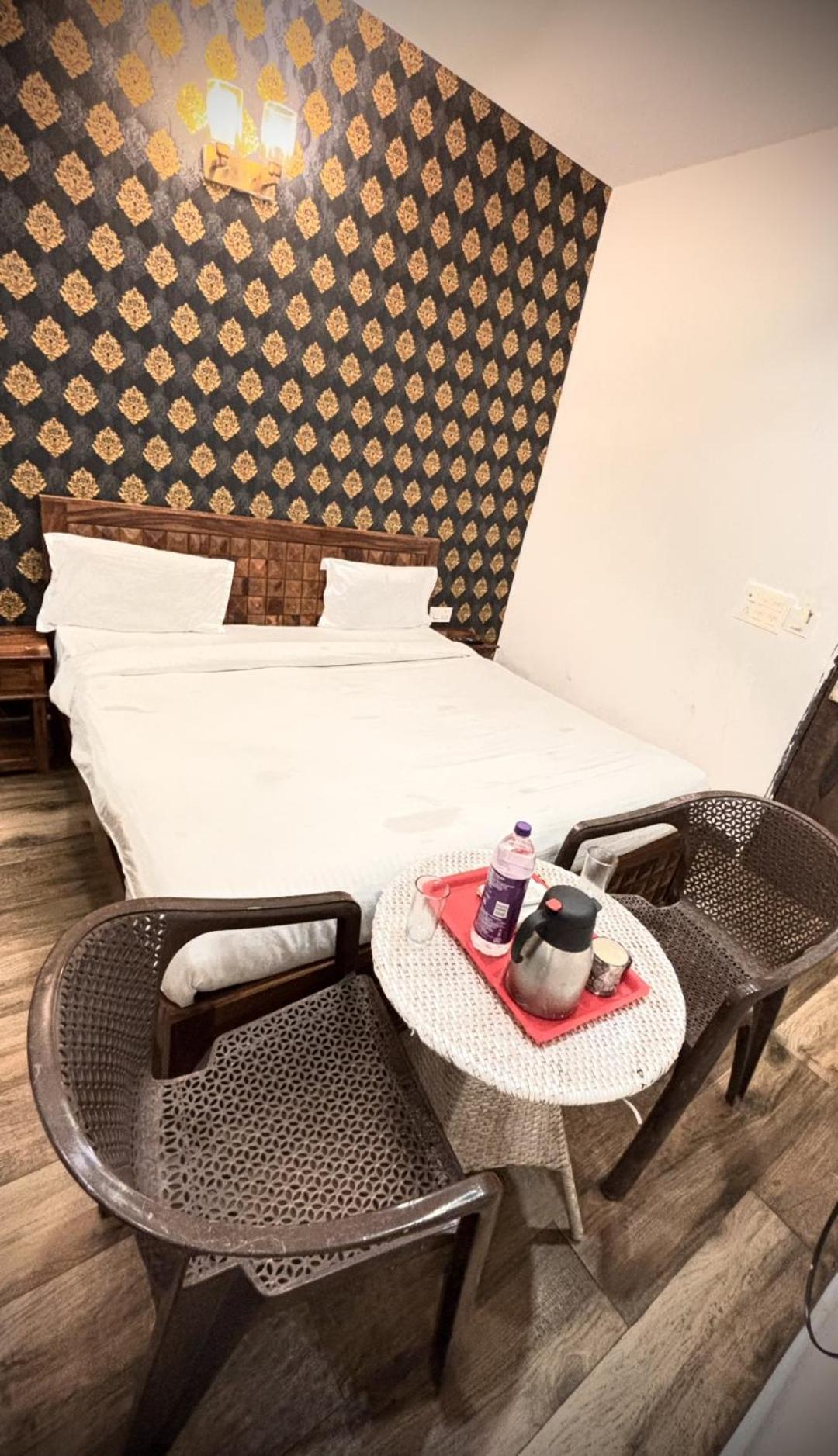 Blu Lagoon Residency Guest house