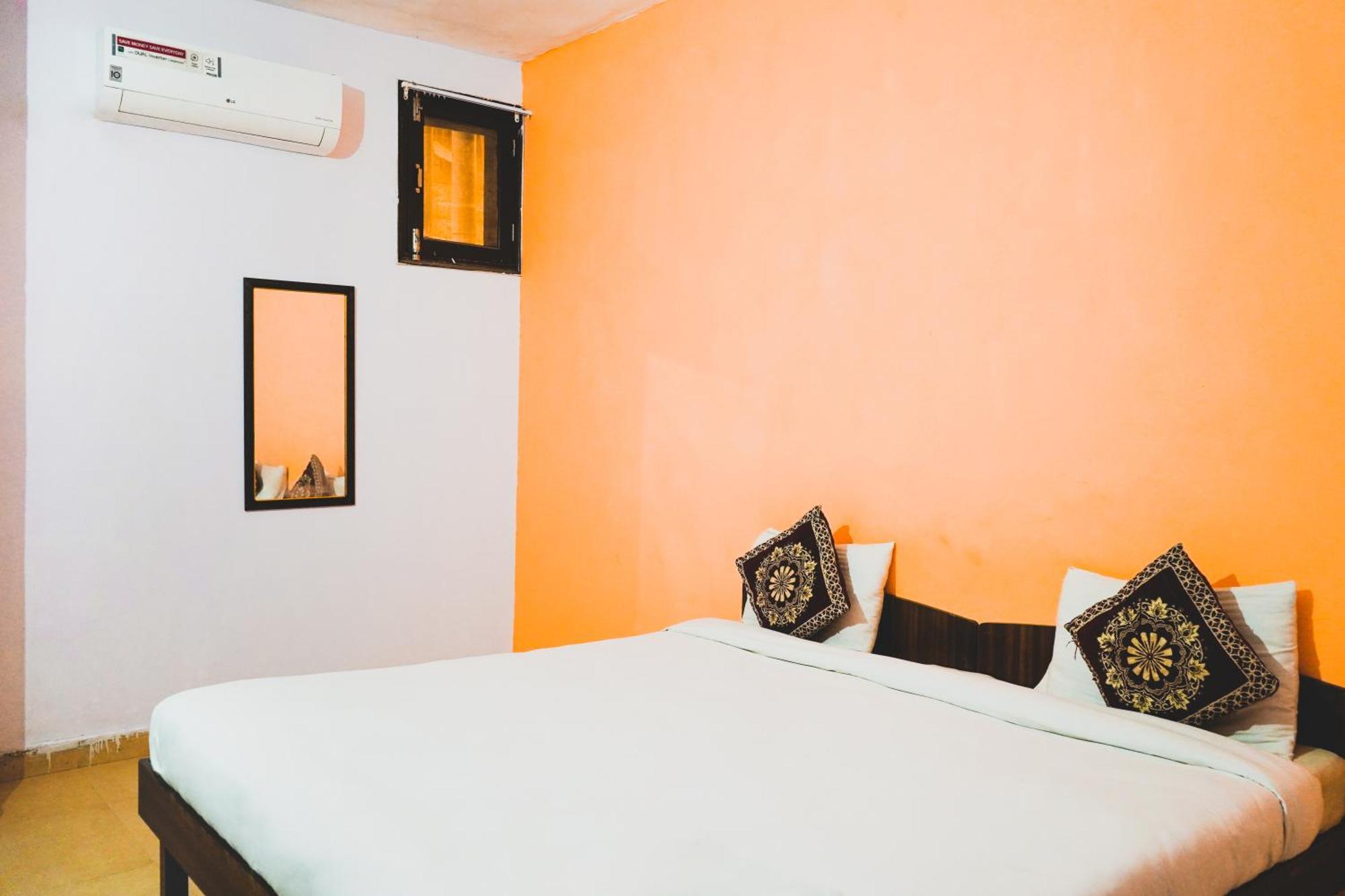 Hotel Krishna Residency Near Iskcon Temple New Delhi