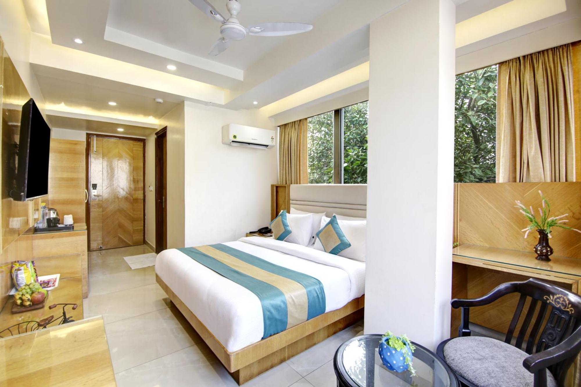 Krishna Plaza 'new Delhi' - By M S Hospitality