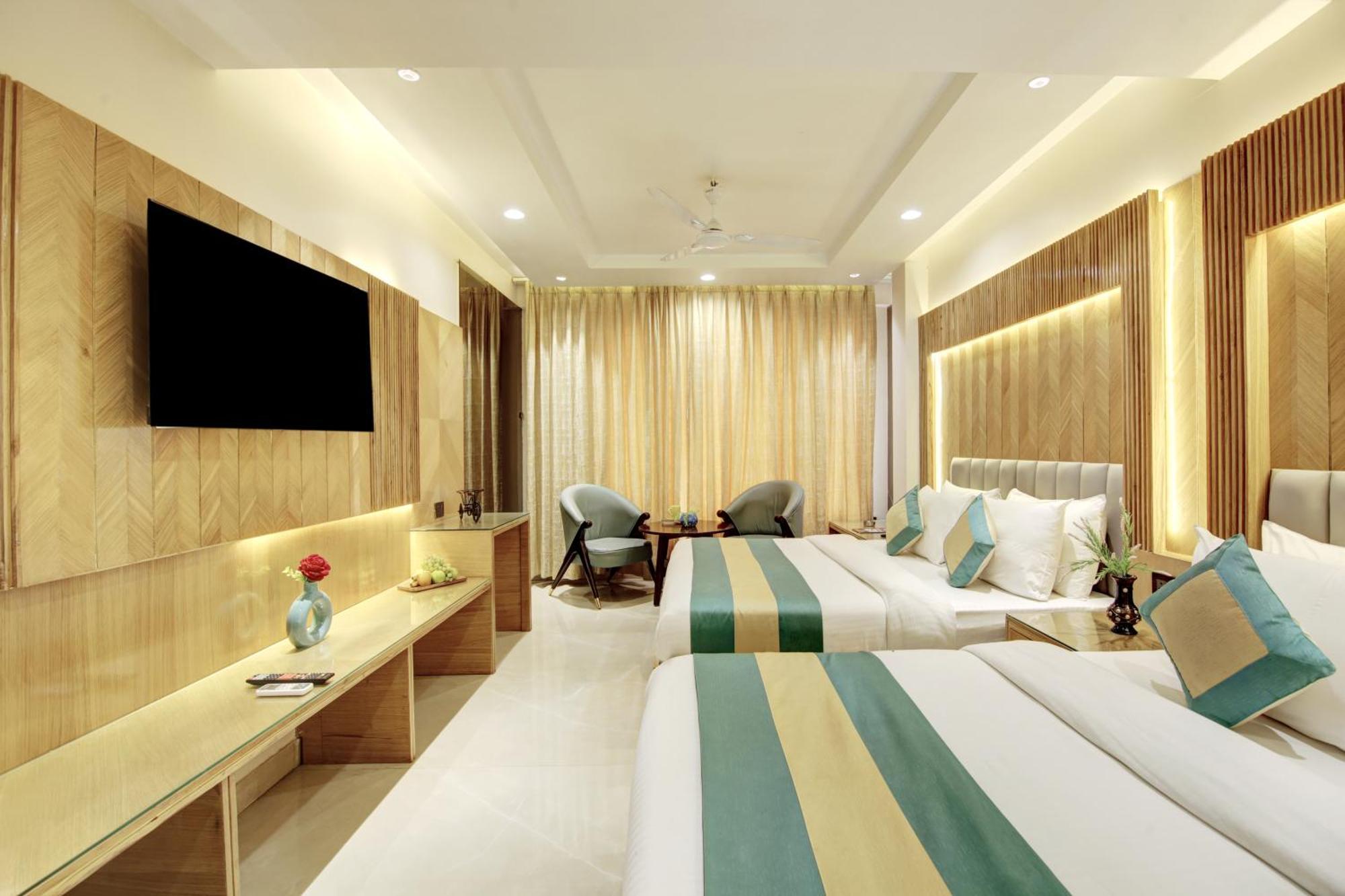 Krishna Plaza 'new Delhi' - By M S Hospitality 4*