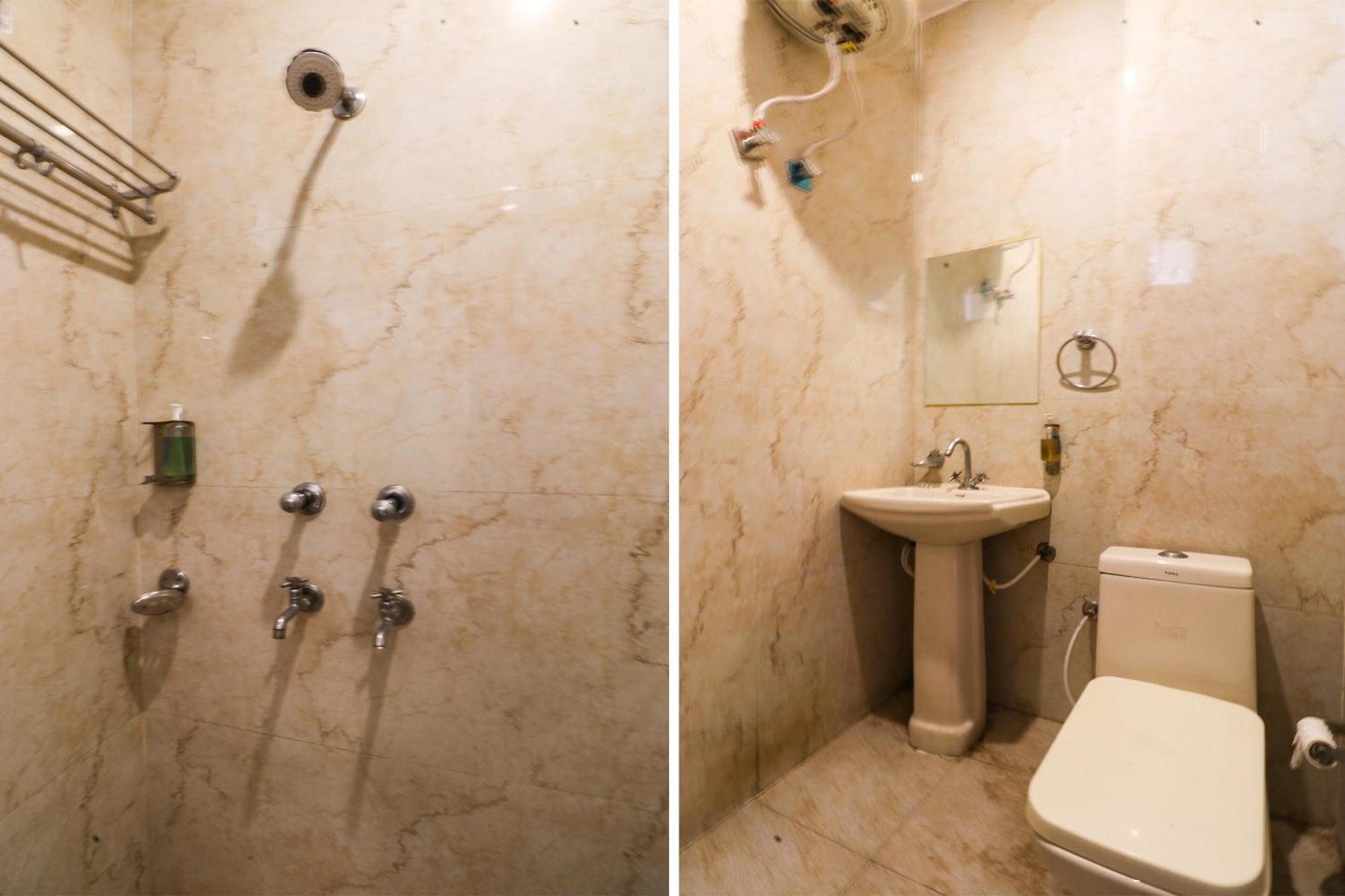 Hotel O Silver Palace Near Dwarka Sector 9 Metro Station 3*