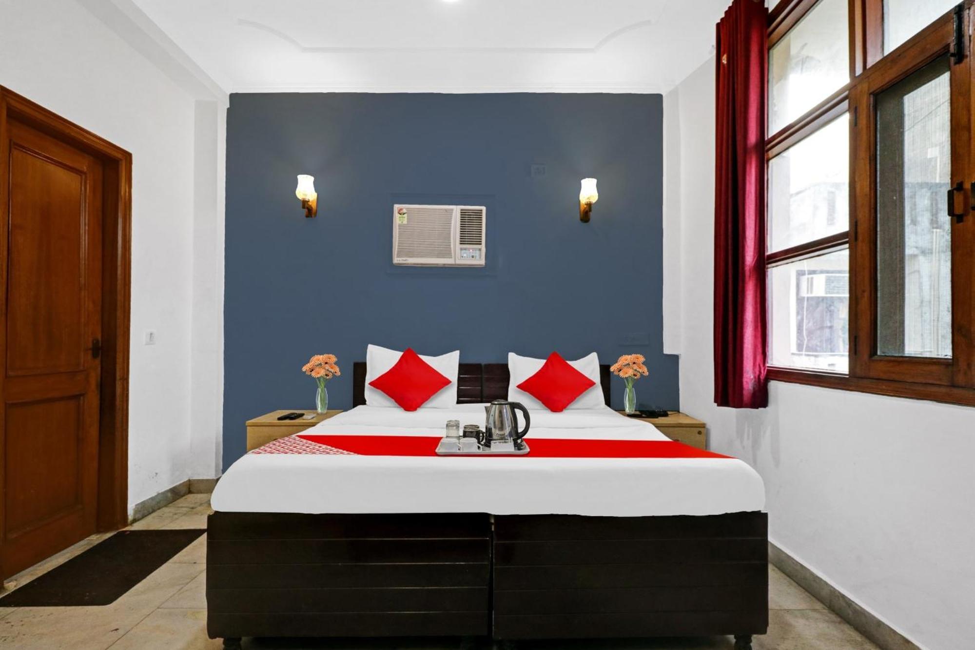 Hotel O Rs 3*