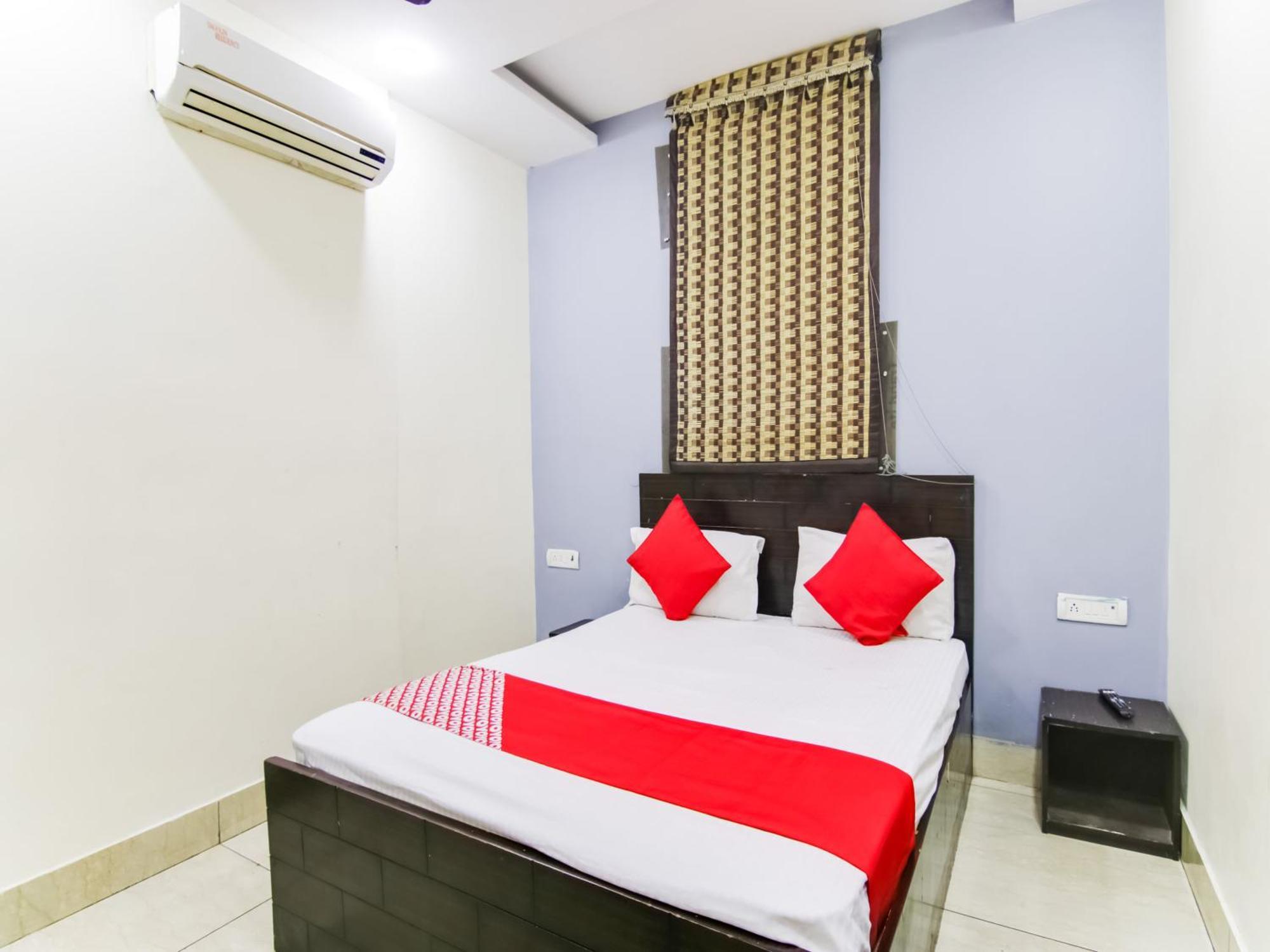 O Shoolin Residency Hotel 3*
