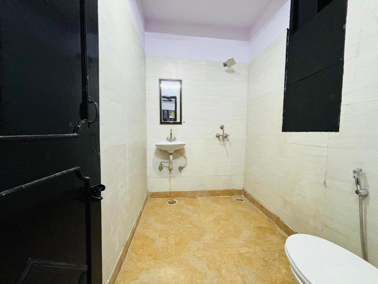 Guest house The Royal *