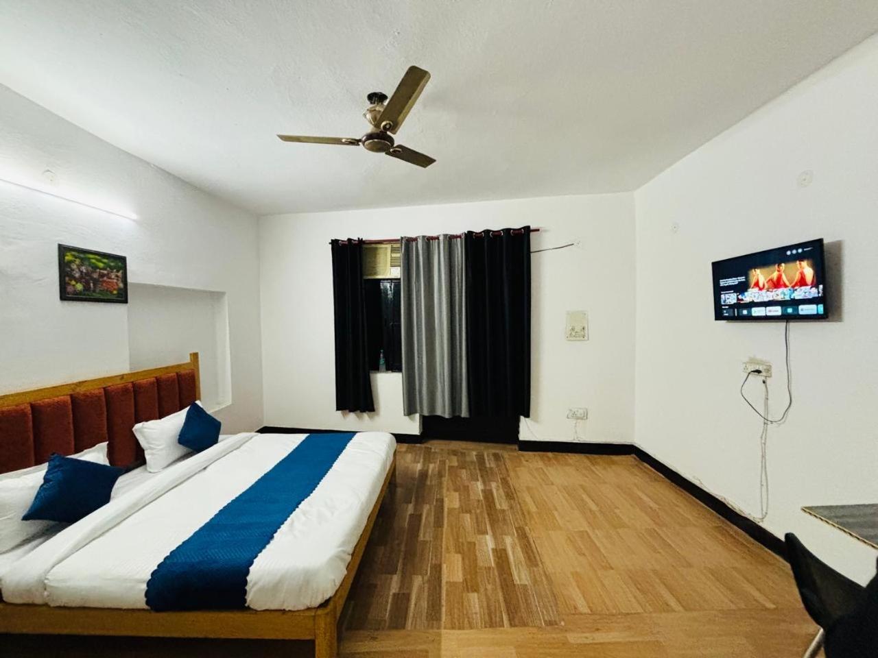 Guest house The Royal *