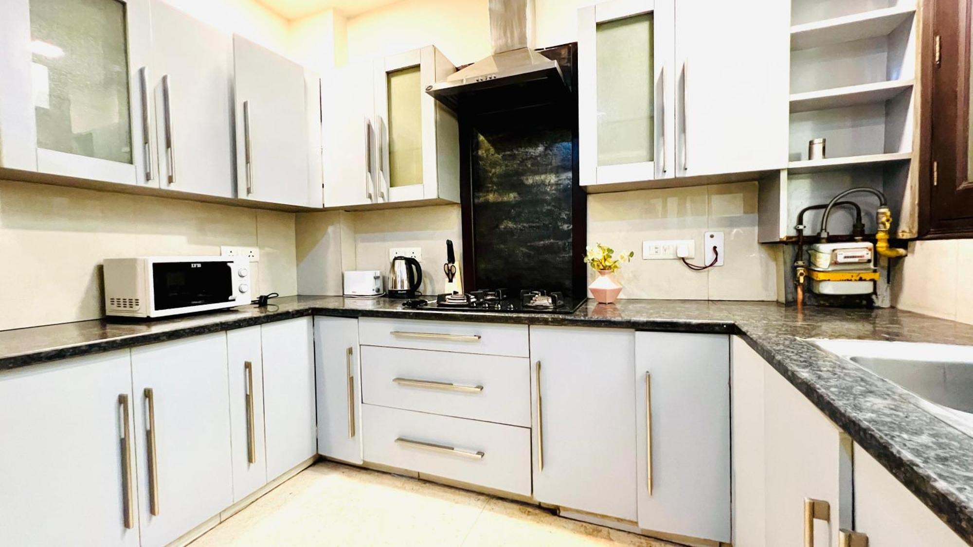 Bluo 2bhk - M Block Mkt Greater Kailash New Delhi