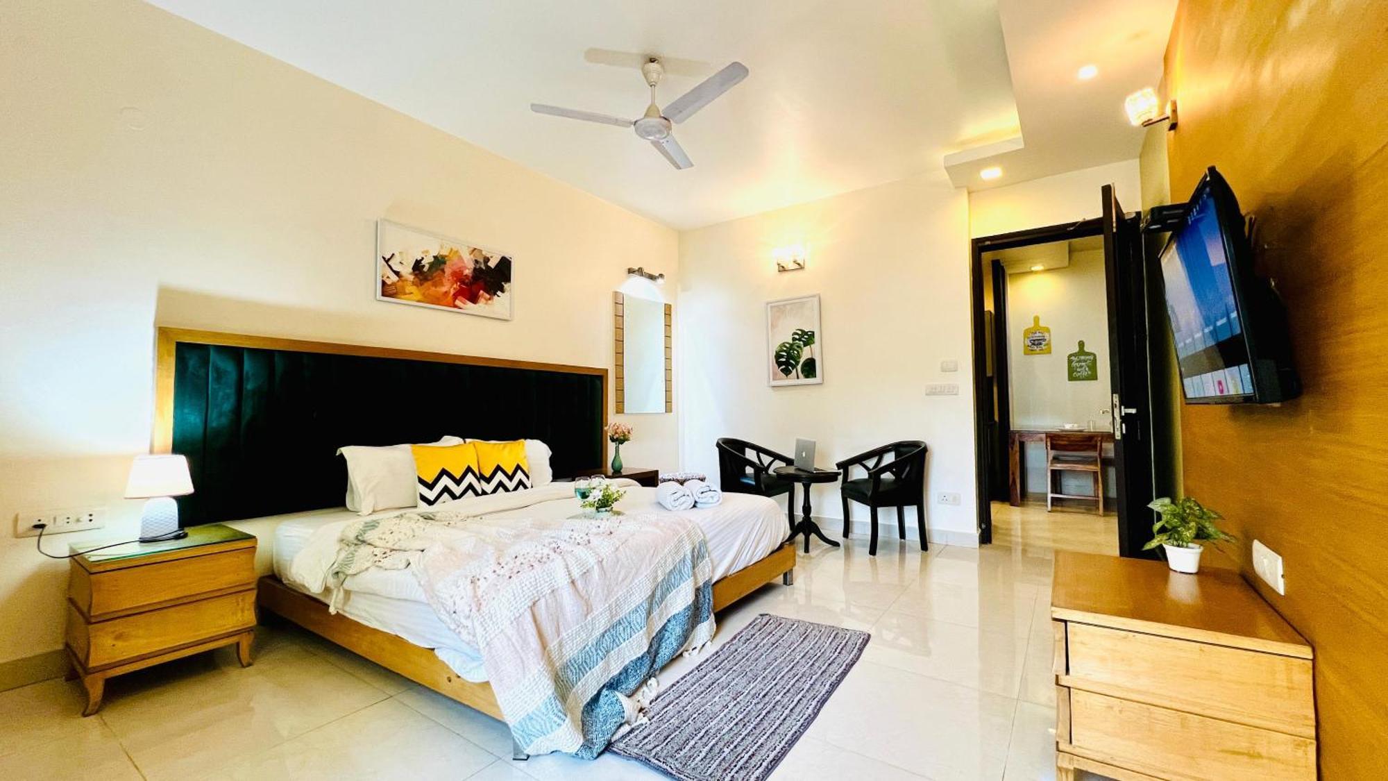 Apartment Bluo 2bhk - M Block Mkt Greater Kailash *