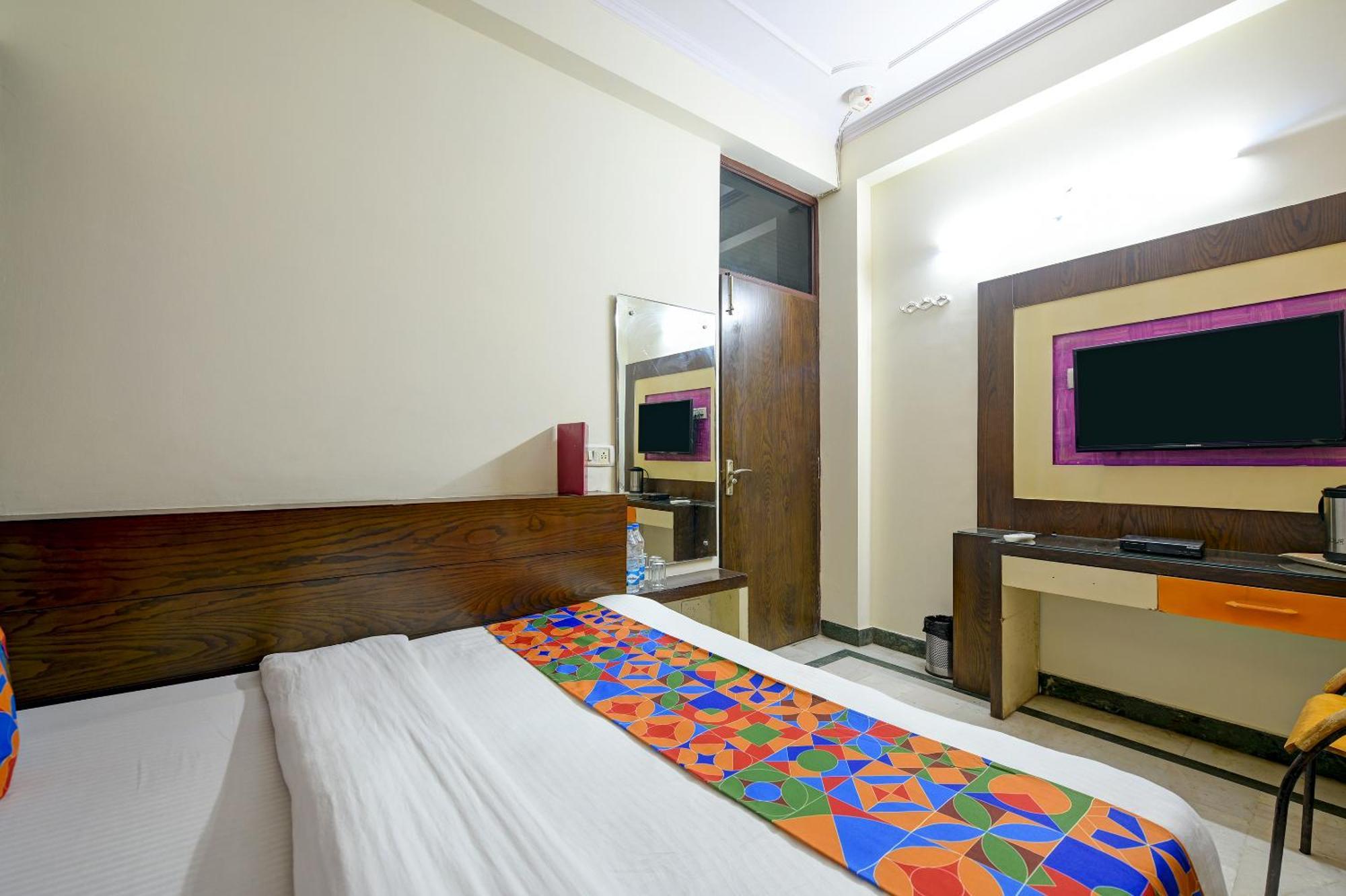 Vedant Deluxe By Singh Residency Casa de hóspedes *