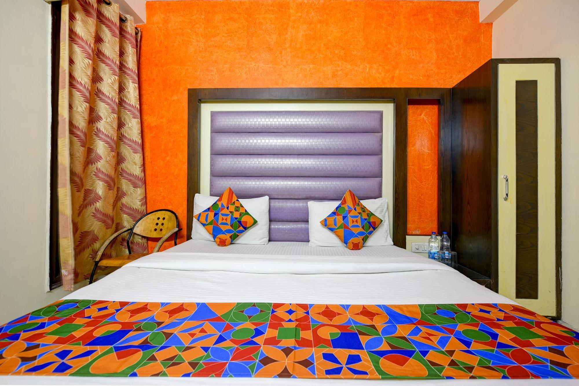 Vedant Deluxe By Singh Residency Casa de hóspedes *