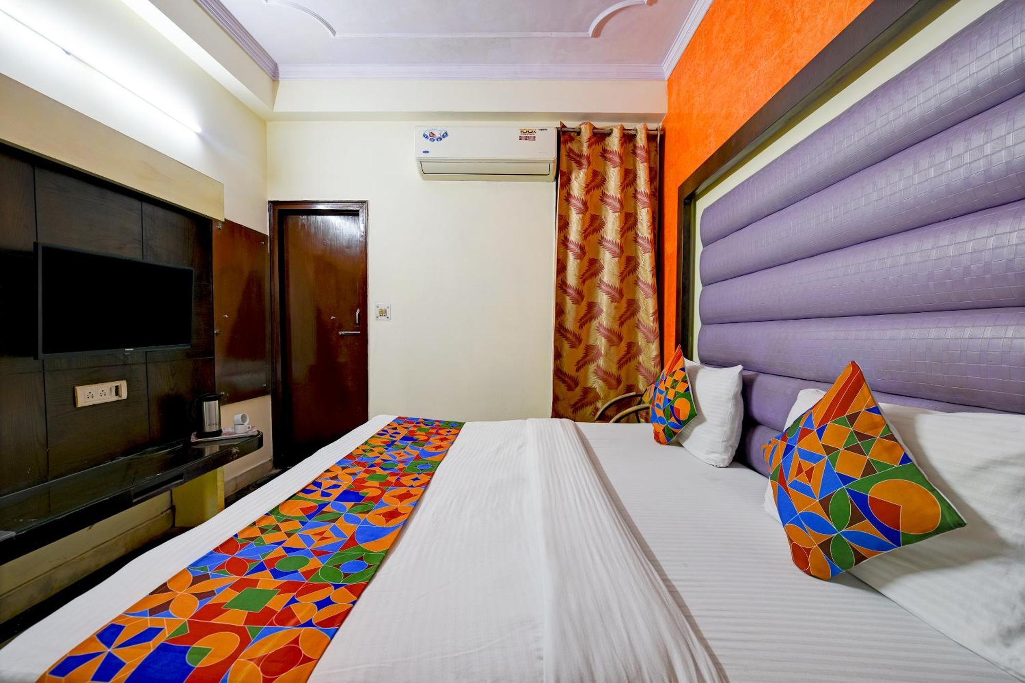 Vedant Deluxe By Singh Residency Casa de hóspedes *