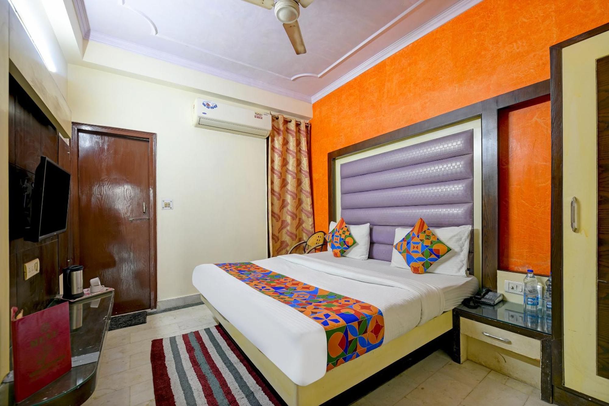 Vedant Deluxe By Singh Residency Casa de hóspedes *