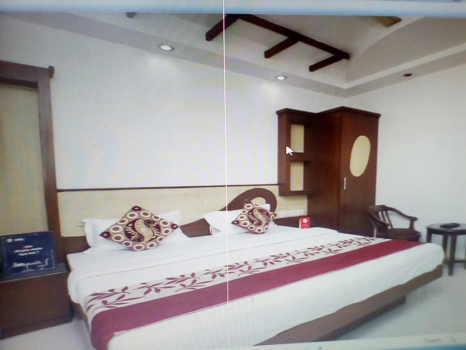 Topaz 2* New Delhi