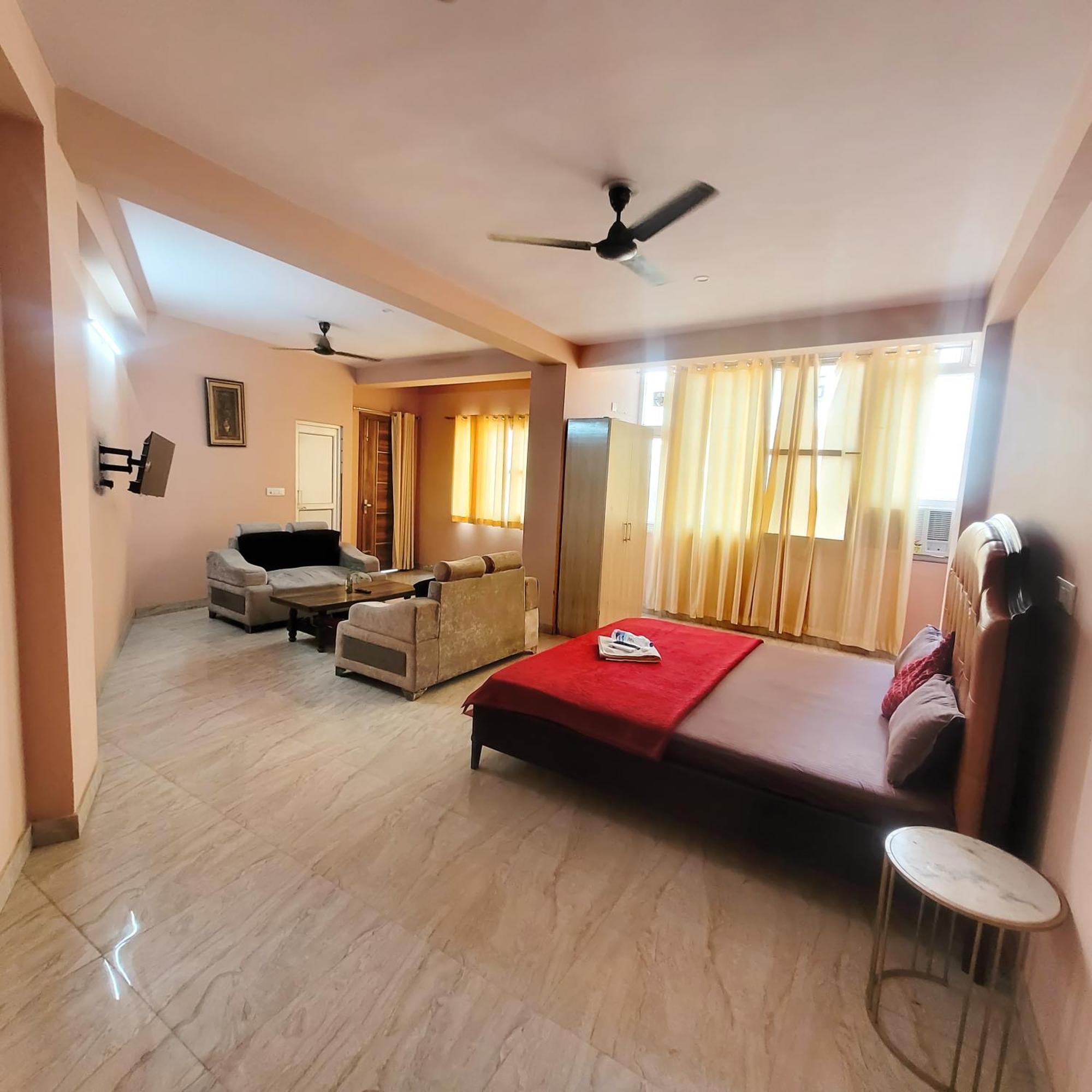 Bed & Breakfast Rose - Dwarka Sec 8 New Delhi