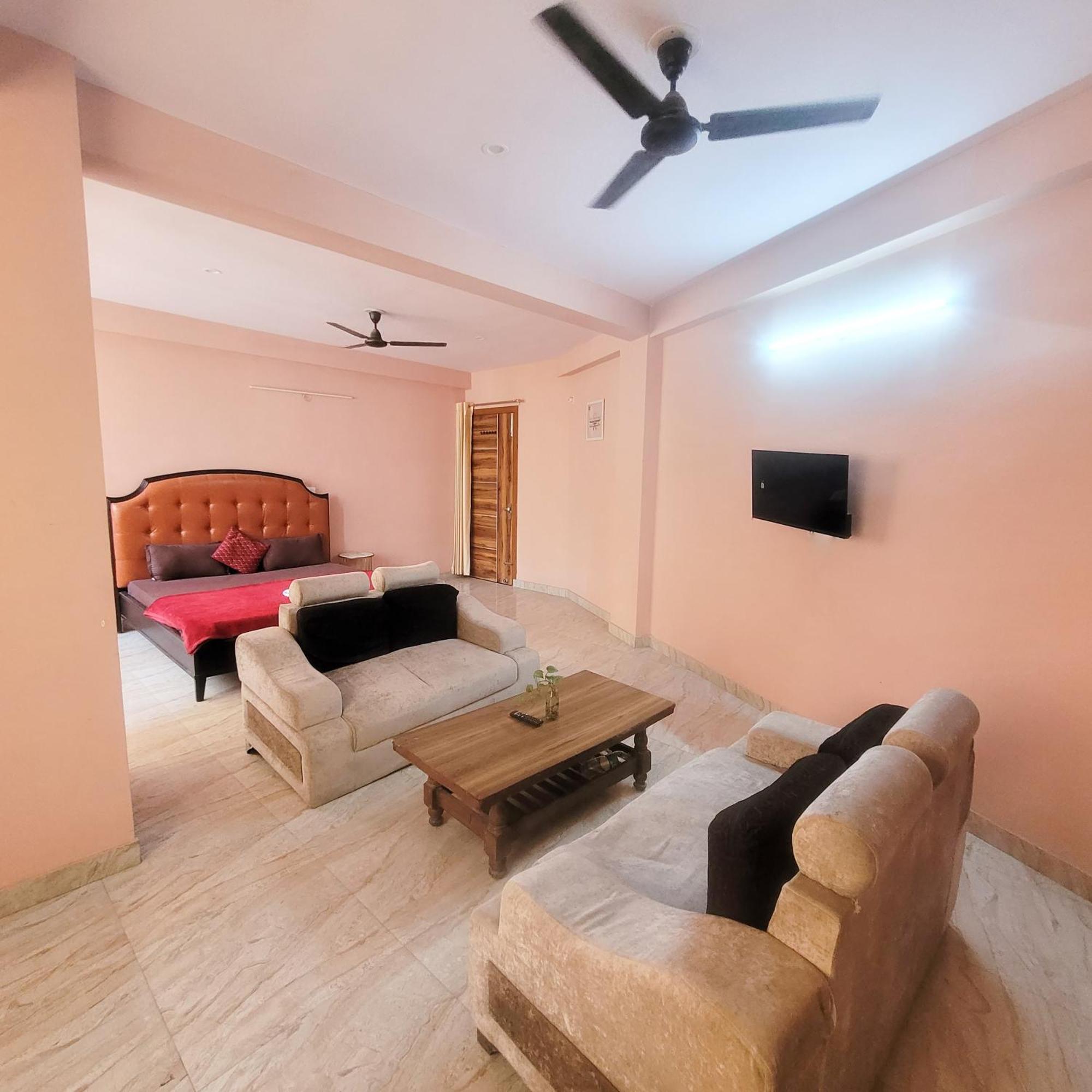 Rose - Dwarka Sec 8 3*