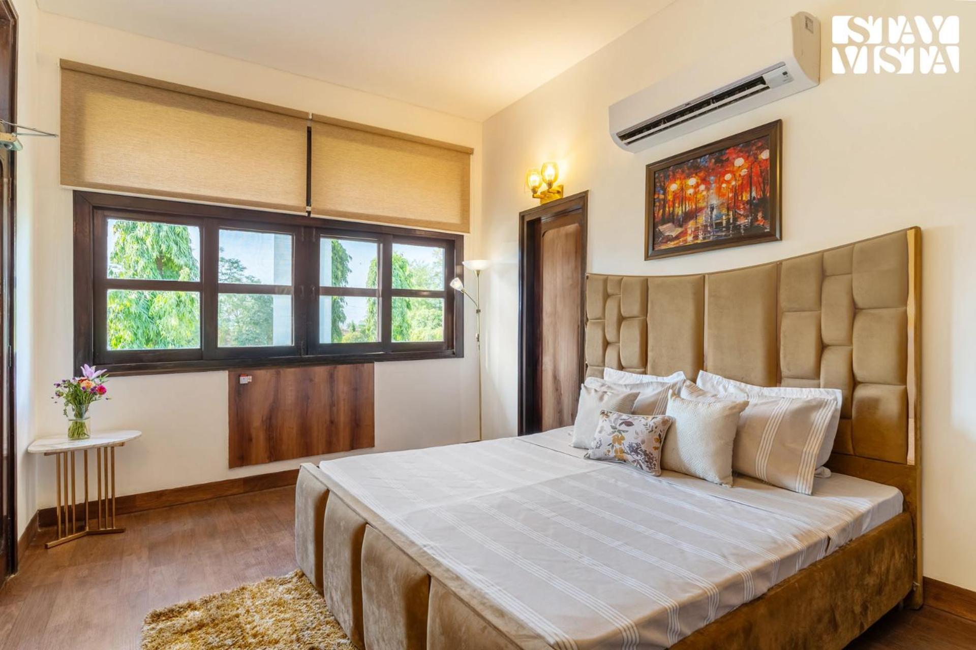 Stayvista At The Cityscape With Lawn & Pool