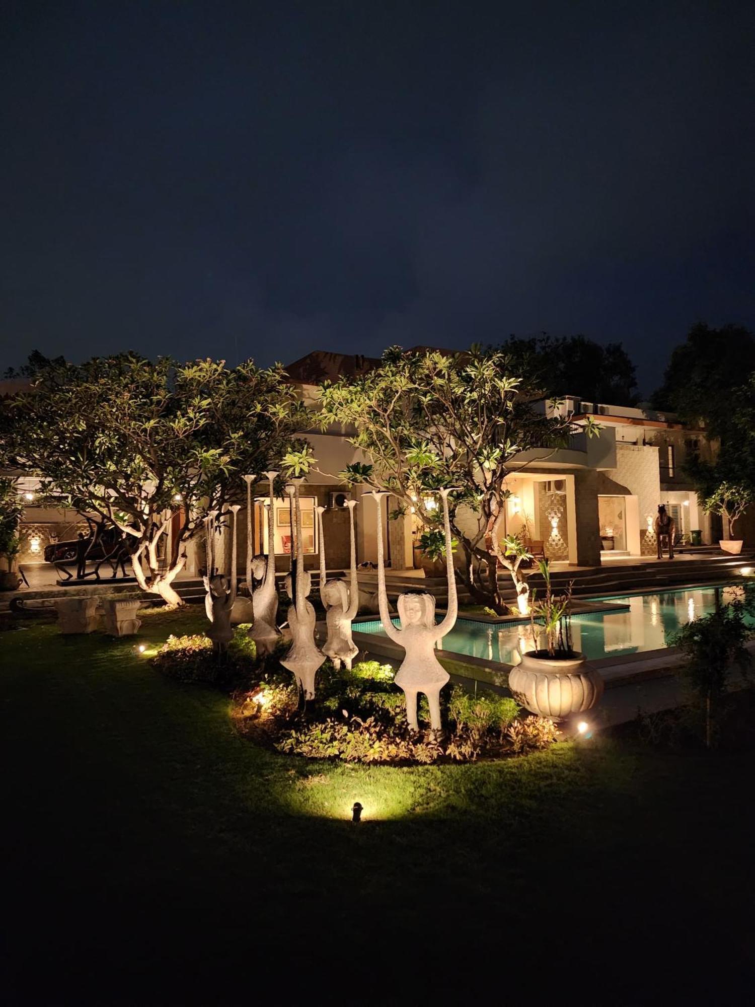 Elivaas Oasis - Luxe 6 Bhk With Pvt Pool Villa *