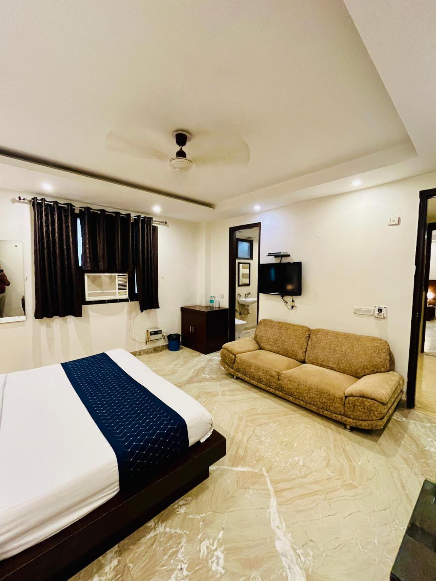 The Paradise In - Near Karol Bagh Metro Station 3*