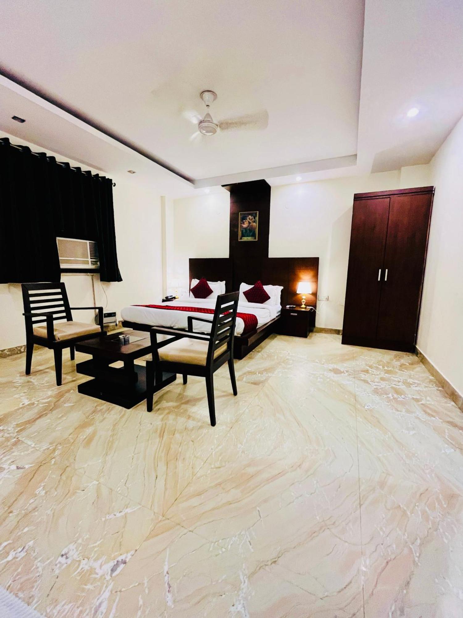 The Paradise In - Near Karol Bagh Metro Station Hotel 3*