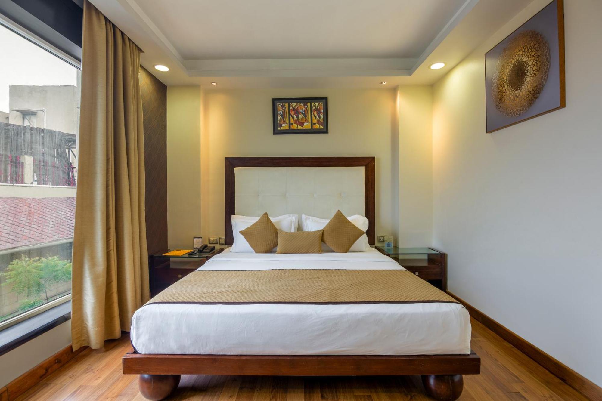 The Grand Orion - Kailash Colony