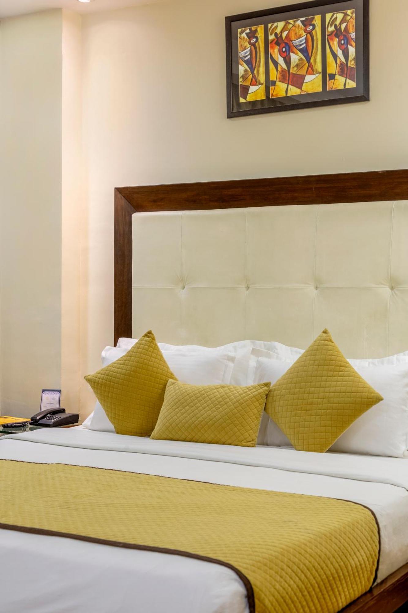 Hotel The Grand Orion - Kailash Colony