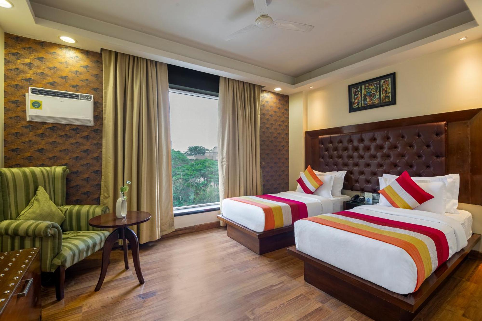 Hotel The Grand Orion - Kailash Colony 3*