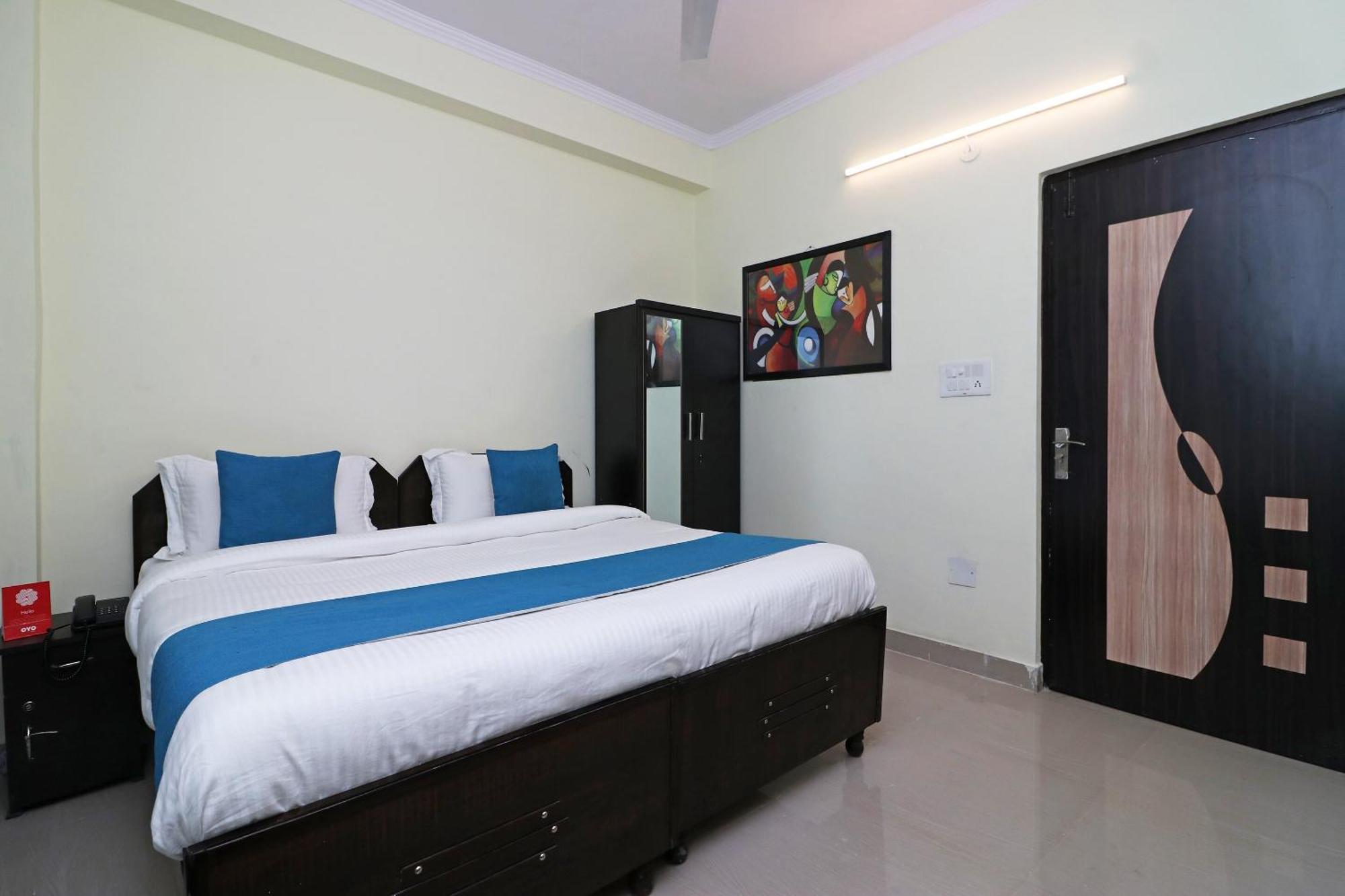 Hotel O Pearl Residency