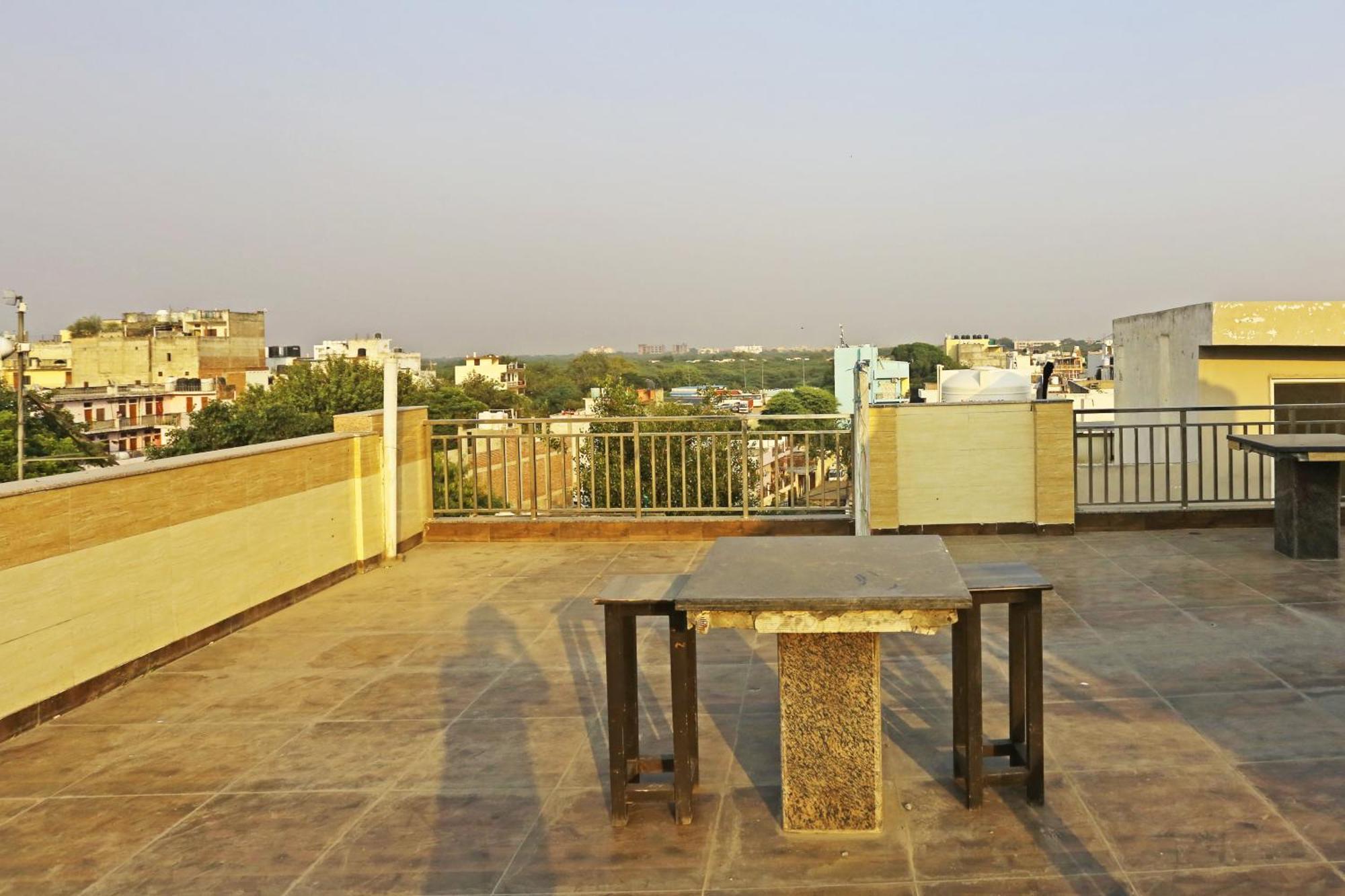 The Red Stone 3* New Delhi