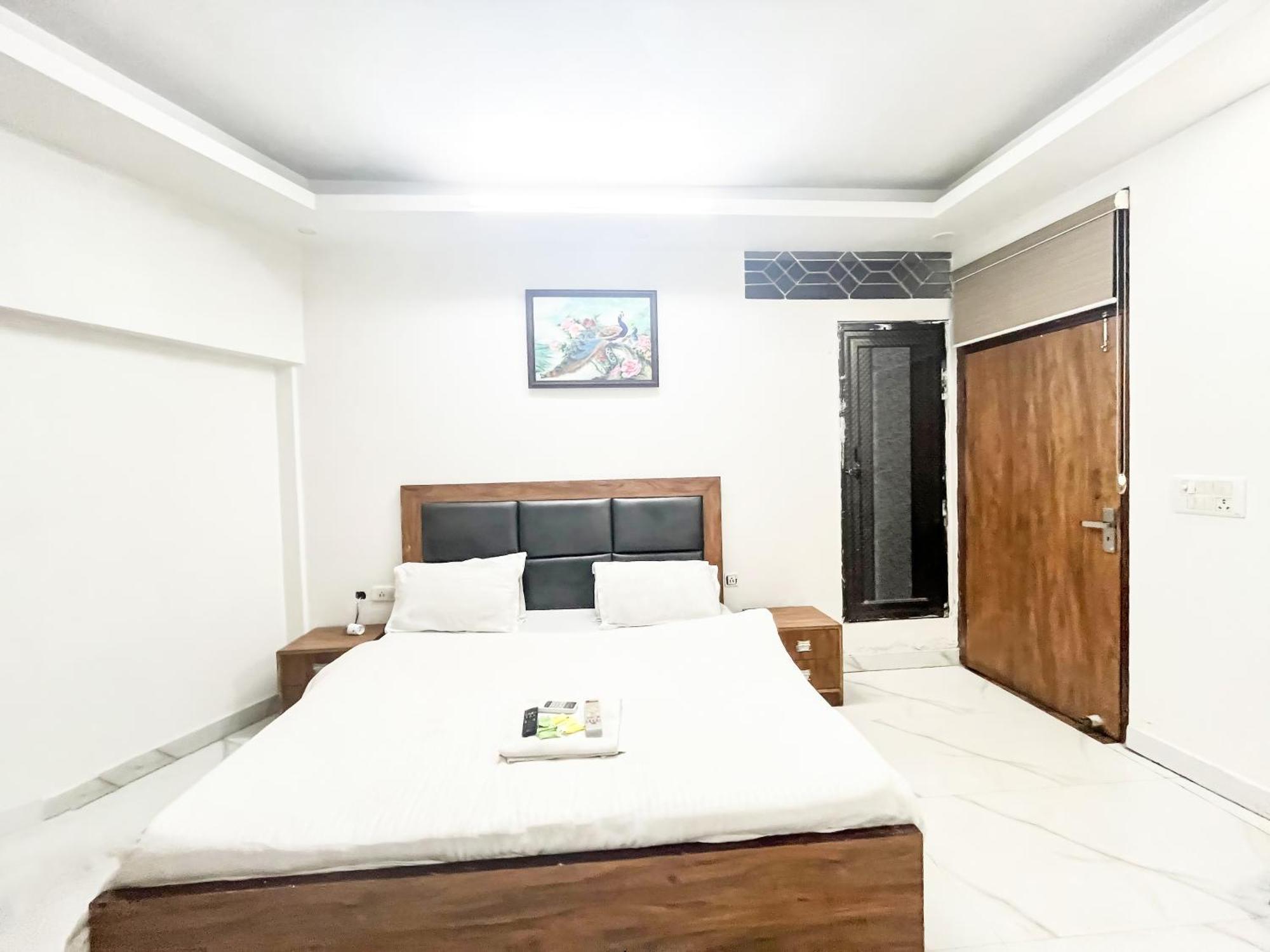 Hotel Classic - Nizamuddin Dargah Hotel