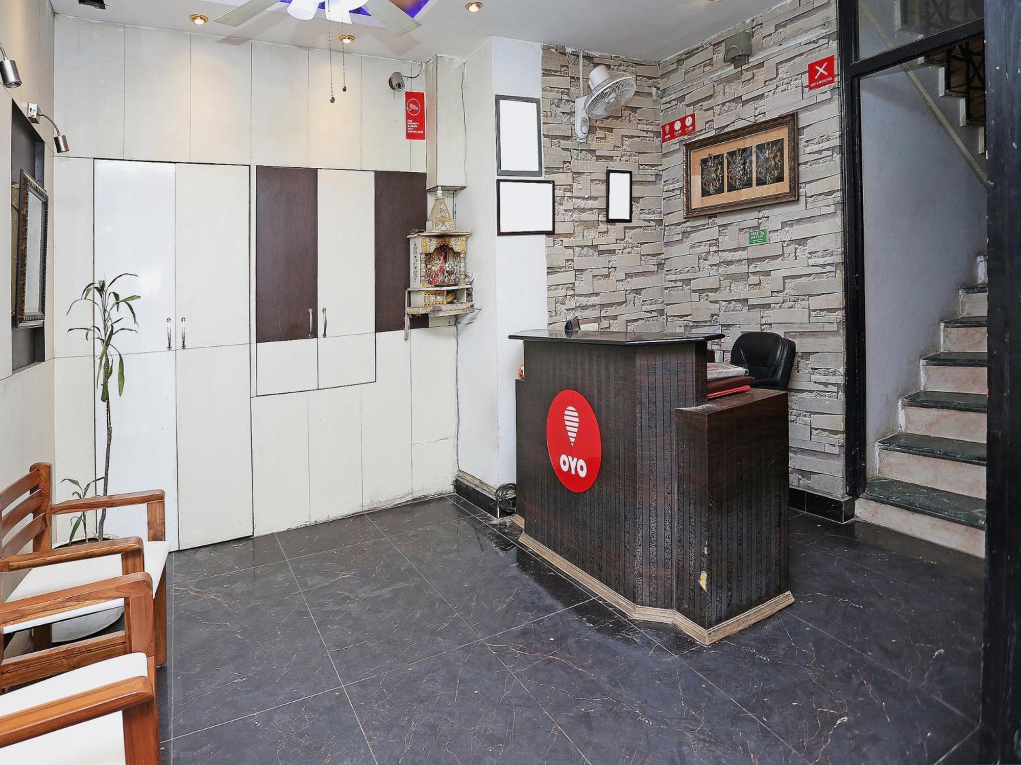 Hotel Oyo Flagship F Five New Delhi