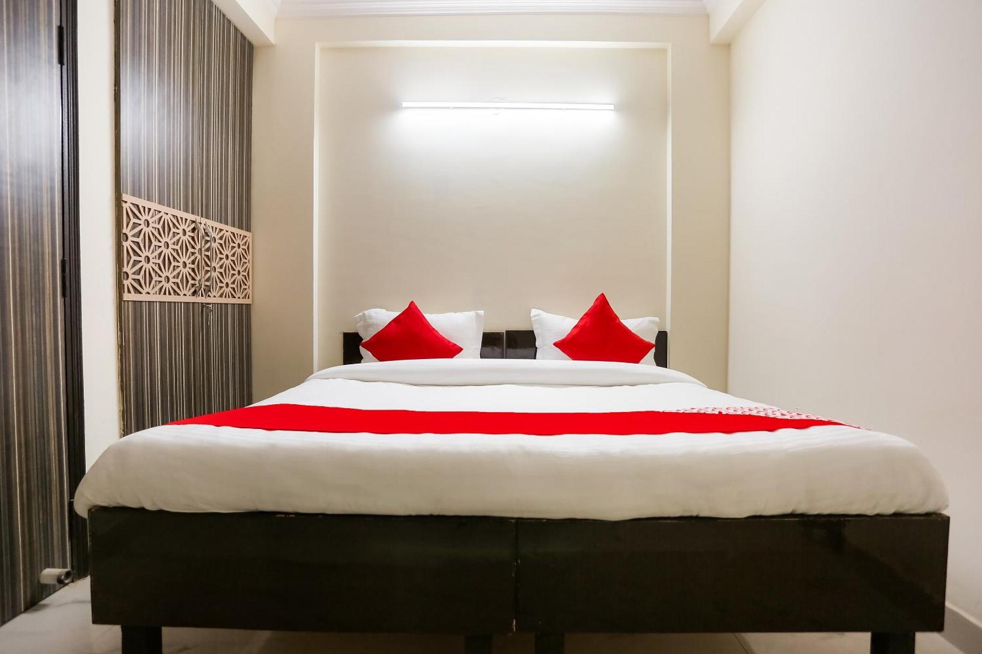 O Royal Galaxy 3* New Delhi