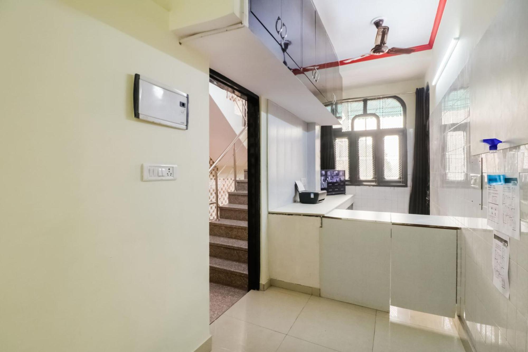 Golden Bridge Hotel New Delhi