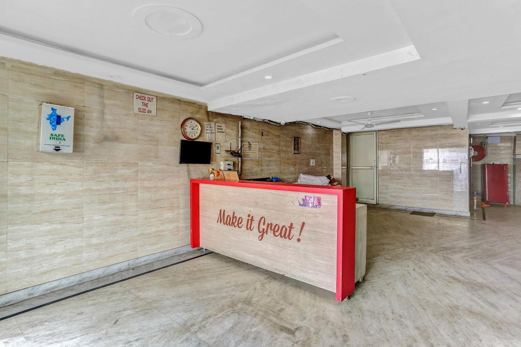 Hotel O Blue Diamond Near Jahangirpuri Metro Station