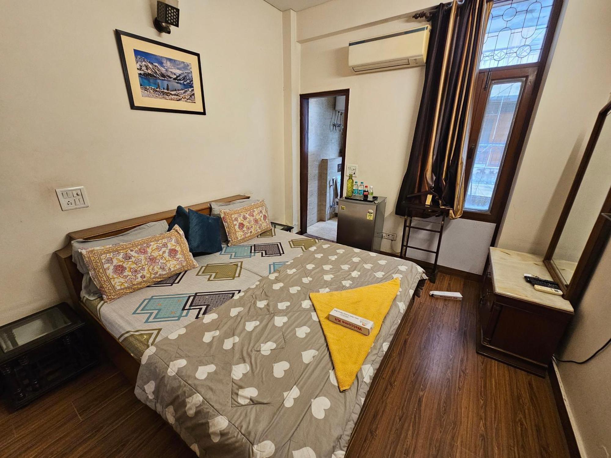 Deer Park Luxury * New Delhi