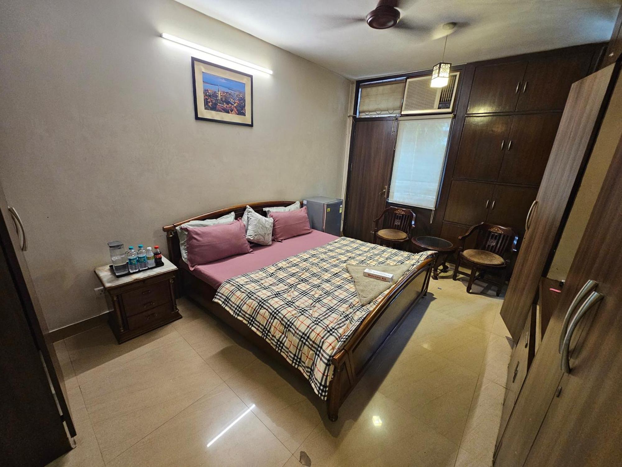 Deer Park Luxury * New Delhi