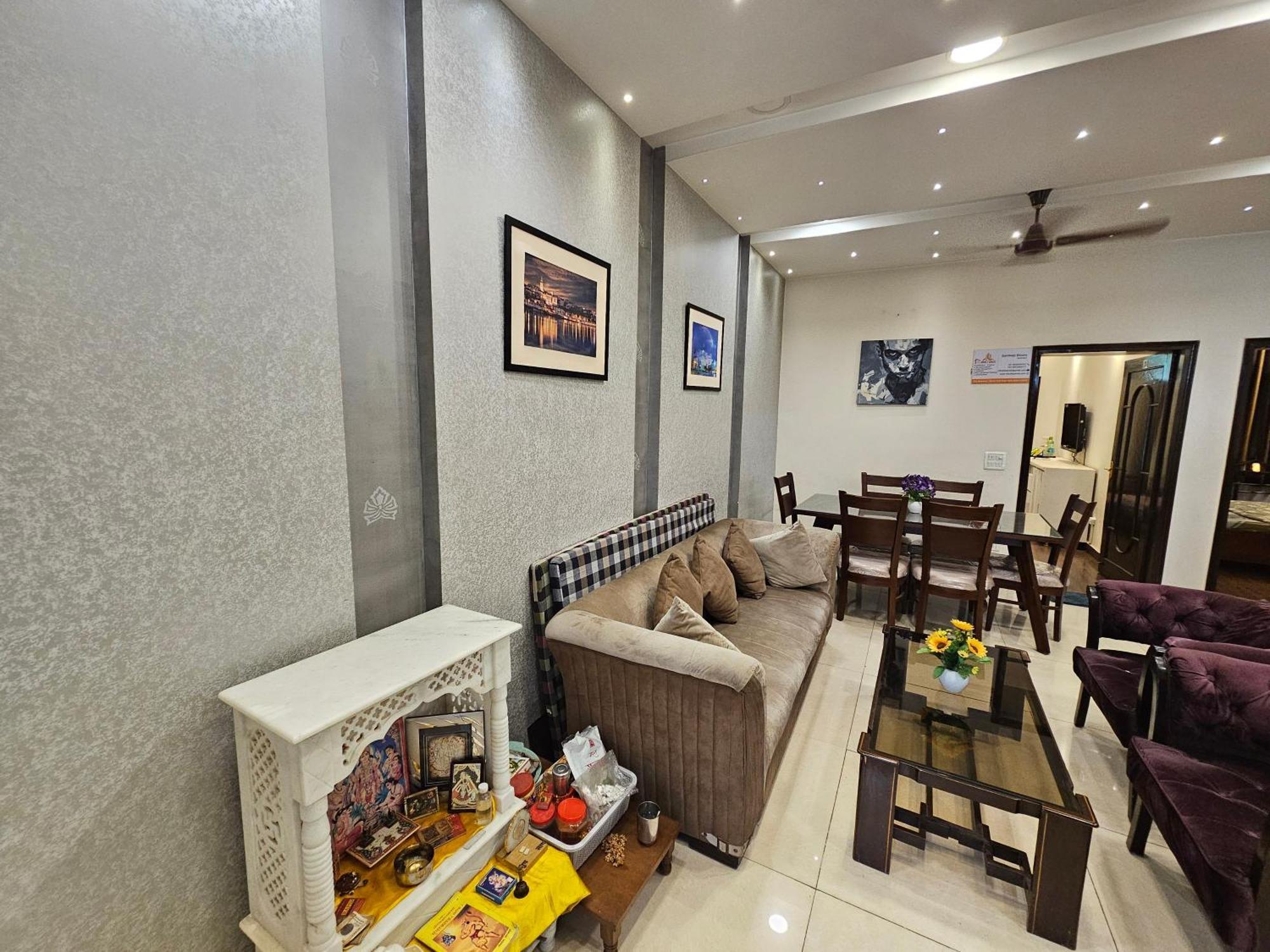 Deer Park Luxury New Delhi