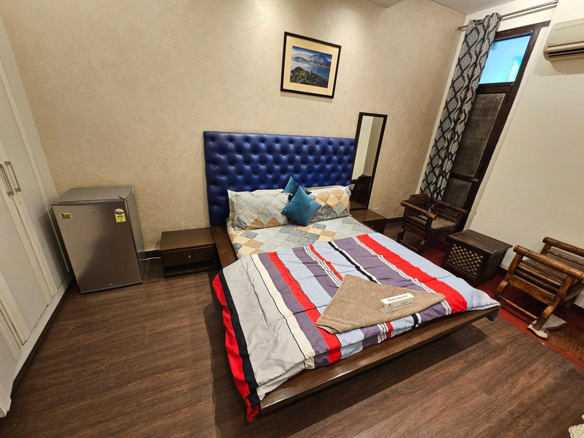 Deer Park Luxury * New Delhi