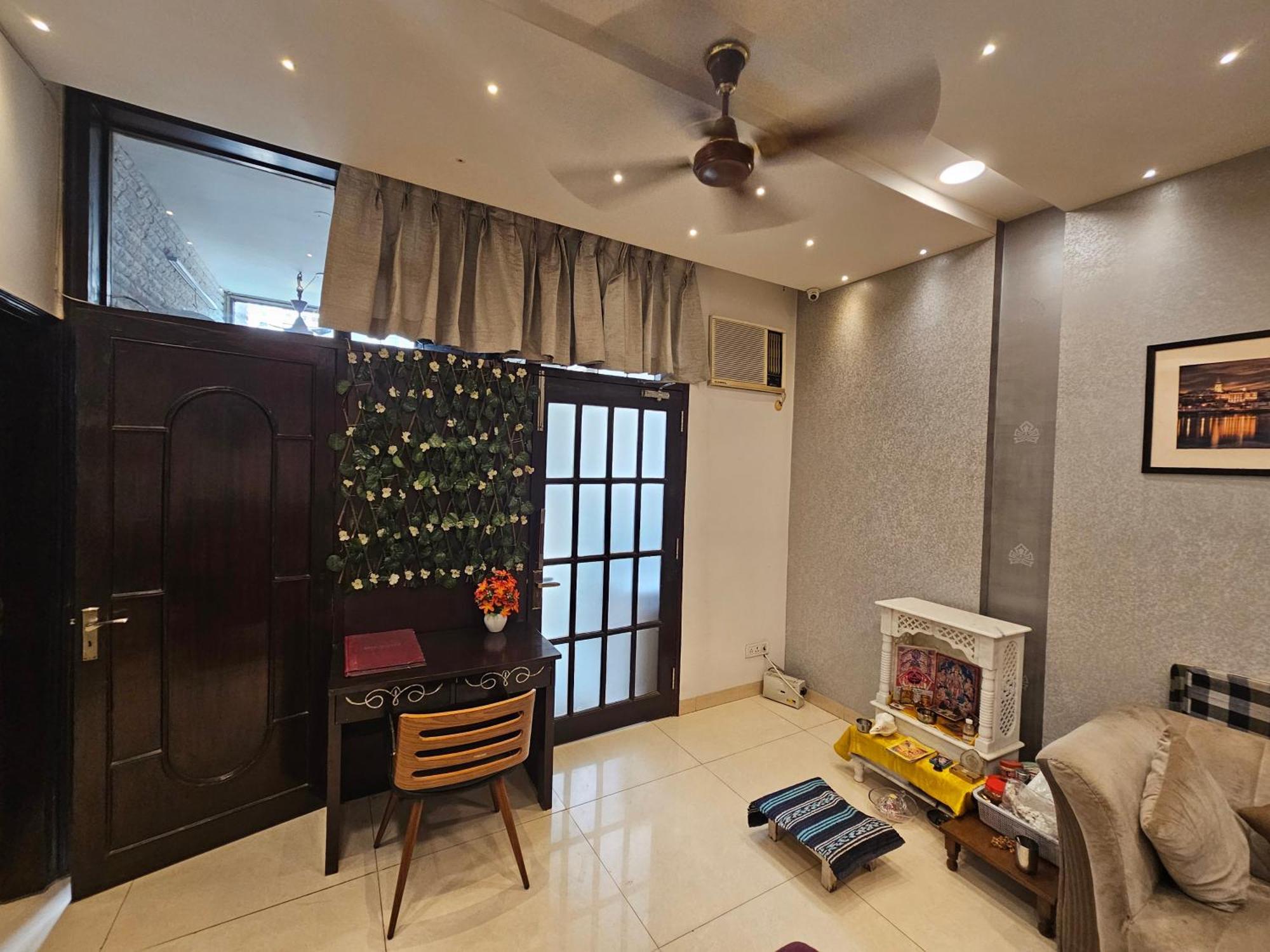 Deer Park Luxury New Delhi