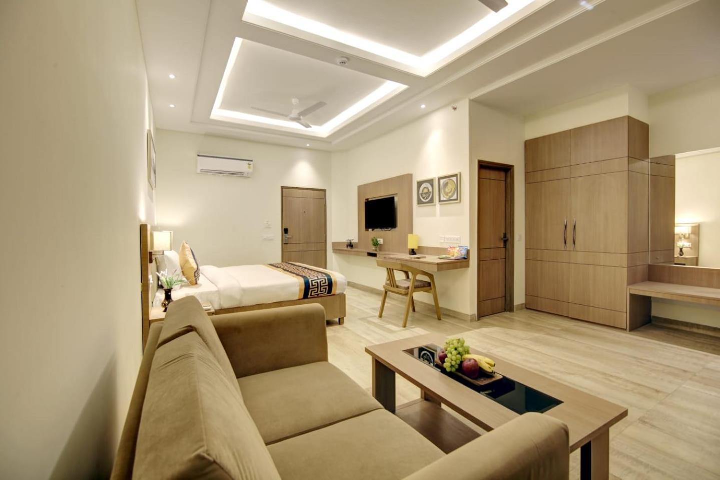 Hotel Grand Marina Near Igi Airport Delhi